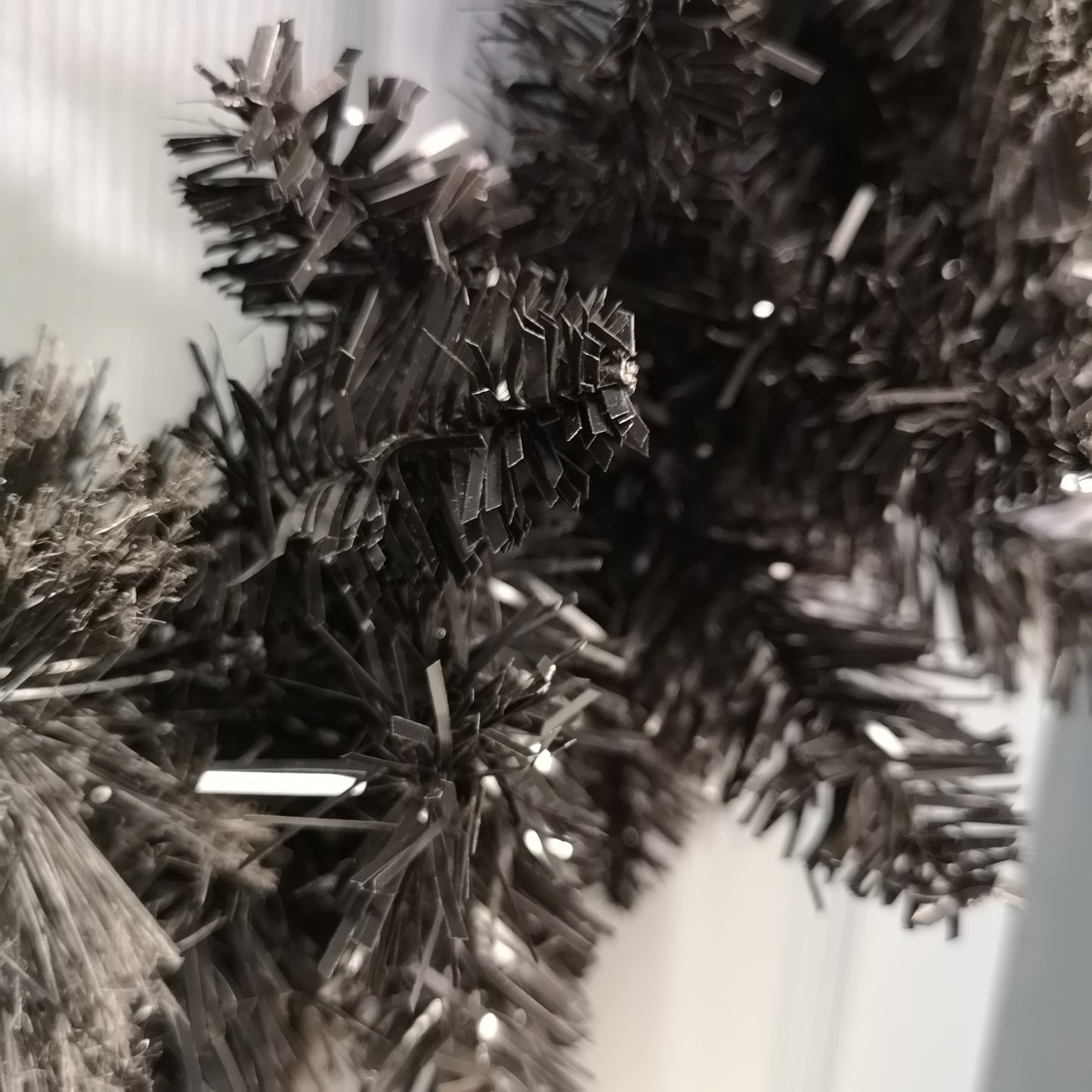 50cm Premier PVC Plain Black Tipped Artificial Christmas Halloween Wreath