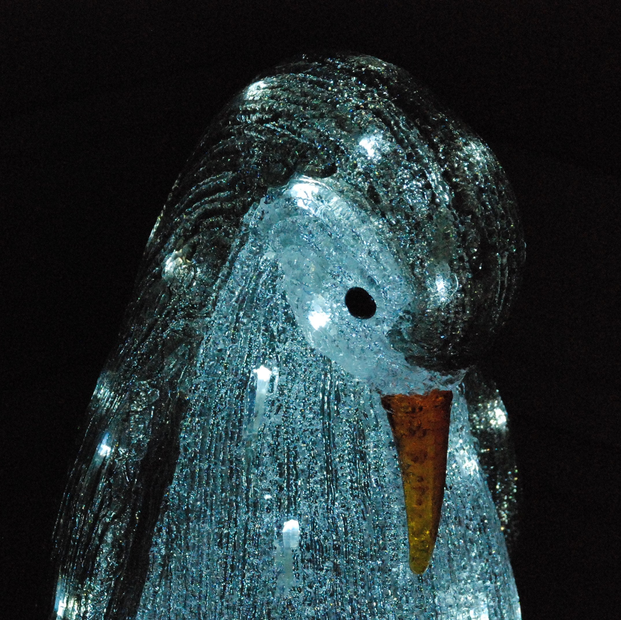 LED Acrylic Penguin with Baby Christmas Decoration with Cool White Lights