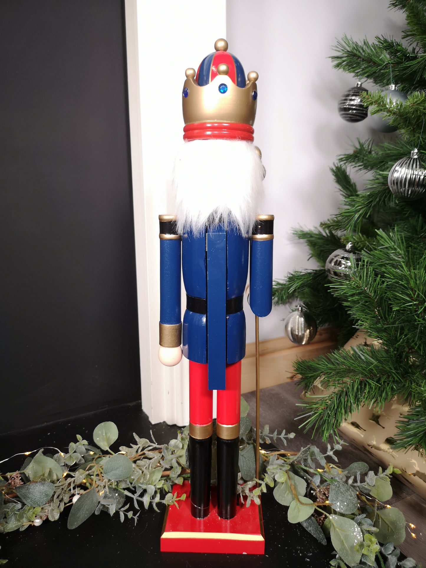 60cm Traditional Wooden Christmas Nutcracker Soldier Decoration with Blue Body