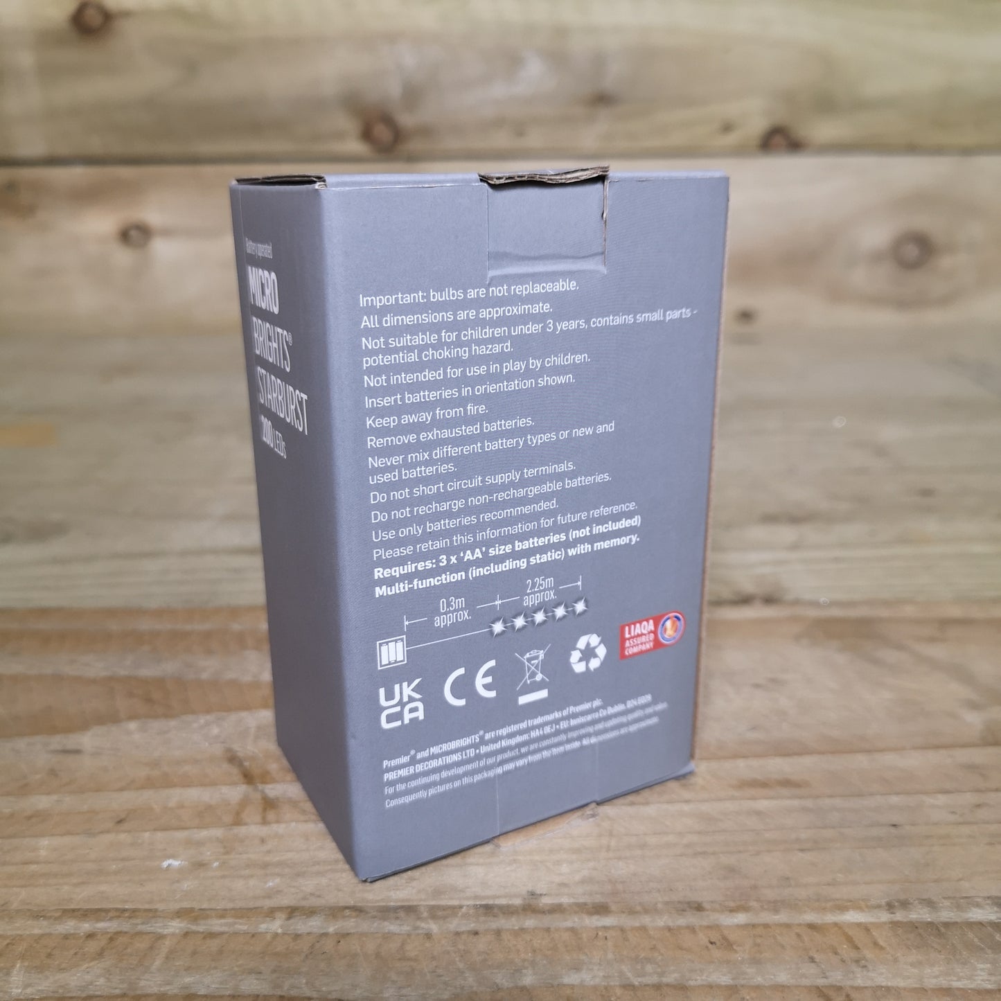 200 LED 10 Starburst Premier Christmas Outdoor Battery Timer Lights in Cool White