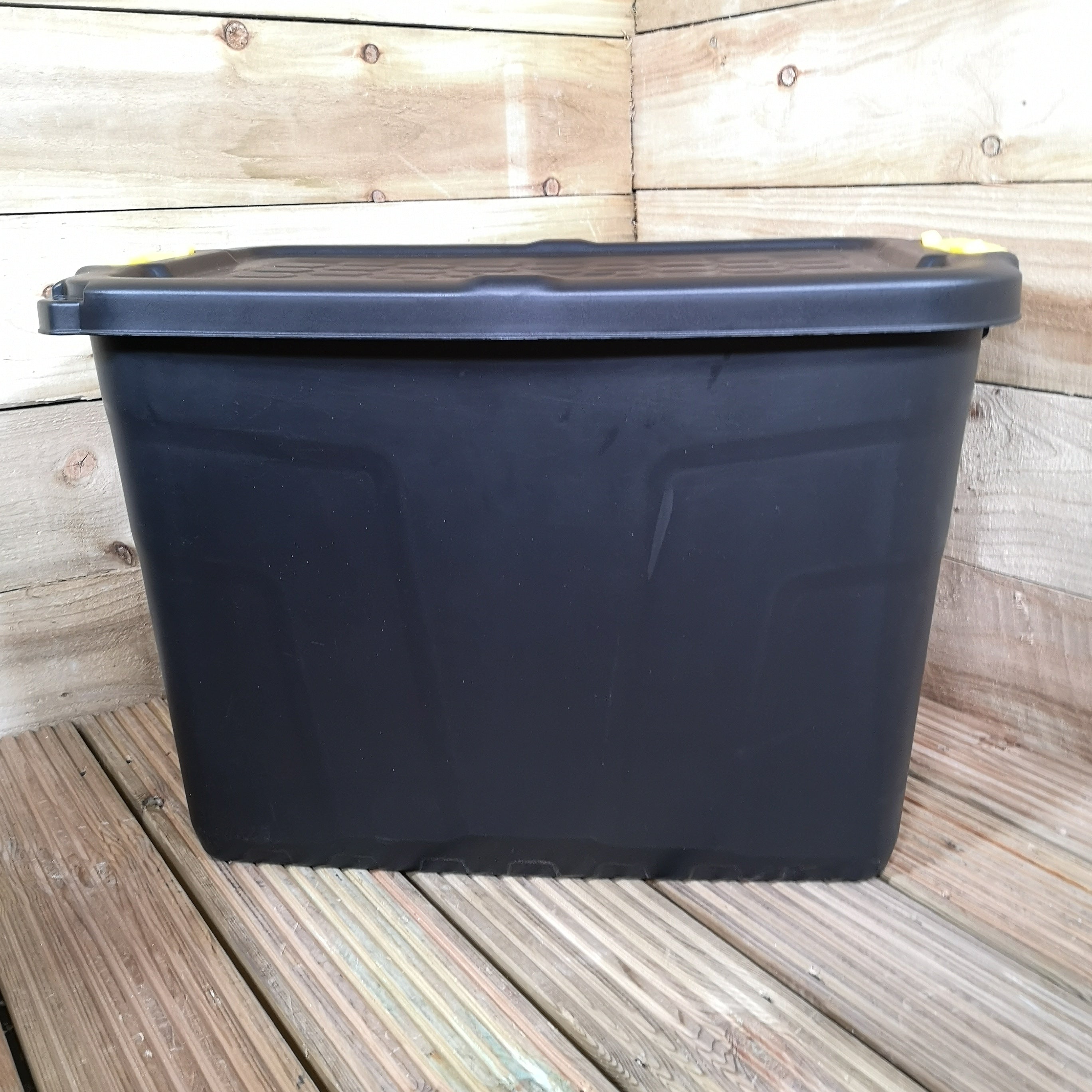 60L Heavy Duty Storage Tub Sturdy, Lockable, Stackable and Nestable Design Storage Chest with Clips in Black