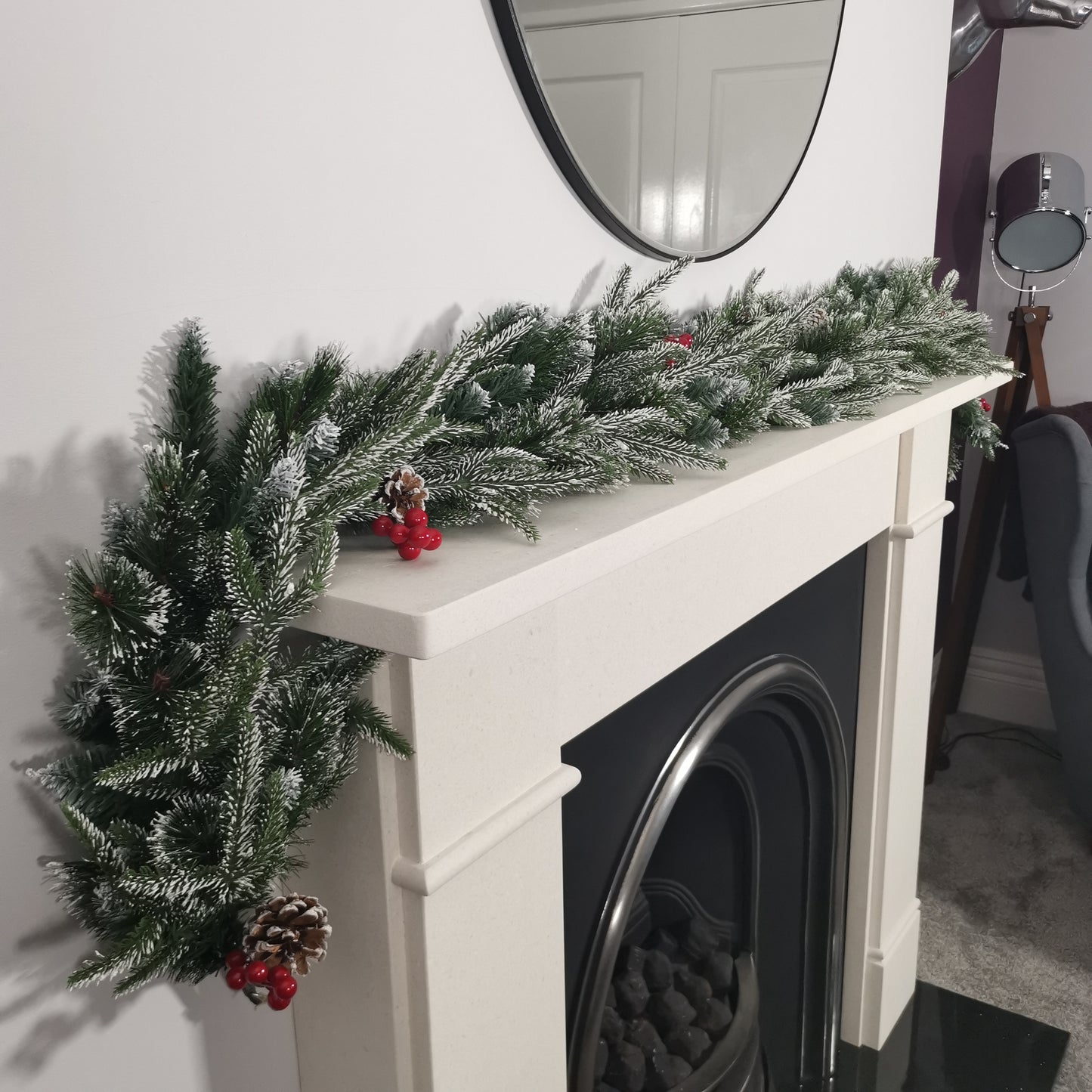 Premier 180cm (6ft) Festive New Jersey Christmas Garland PVC Tips With Berries And Cone