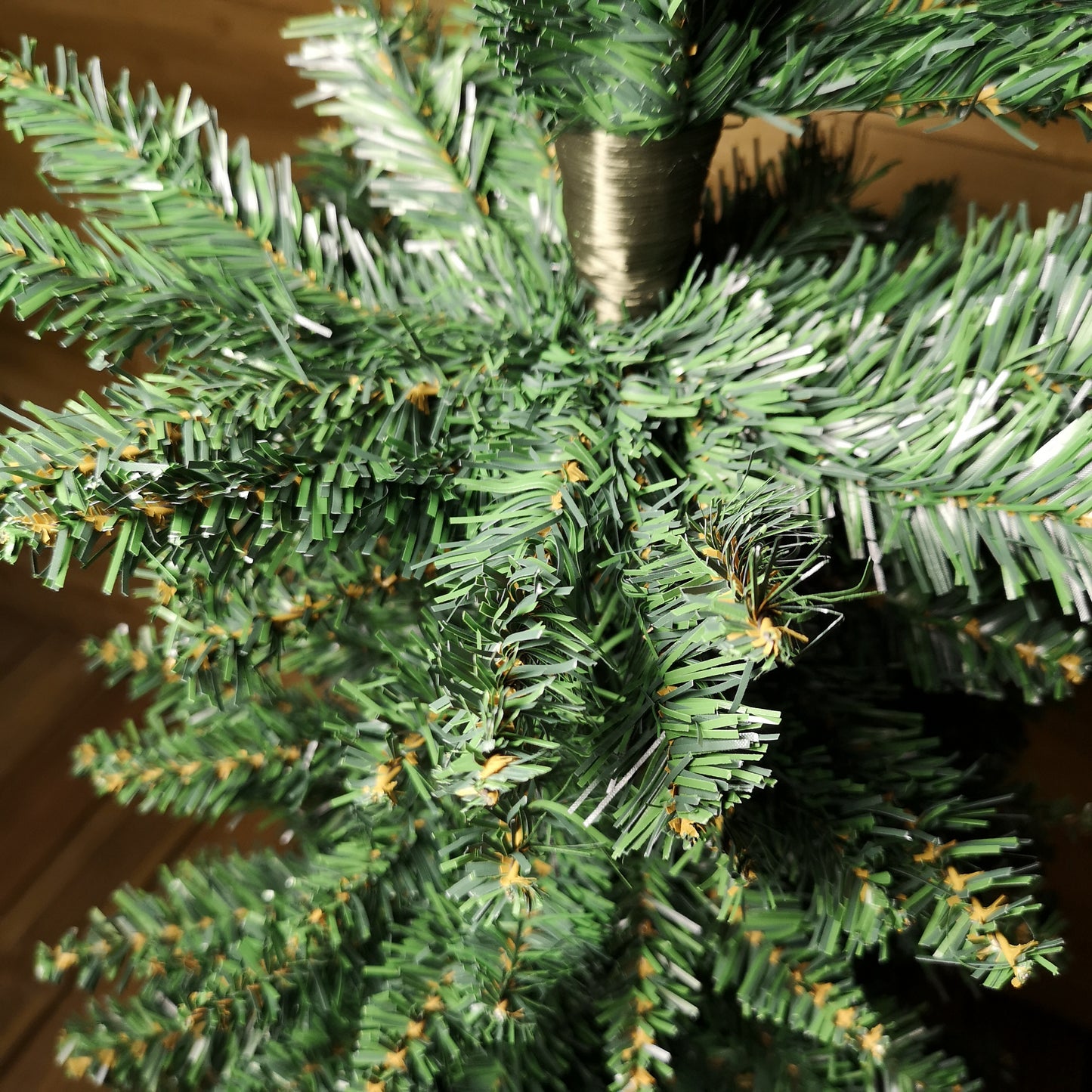 5.5ft (1.7m) Premier Pencil Style Slim Christmas Tree in Green