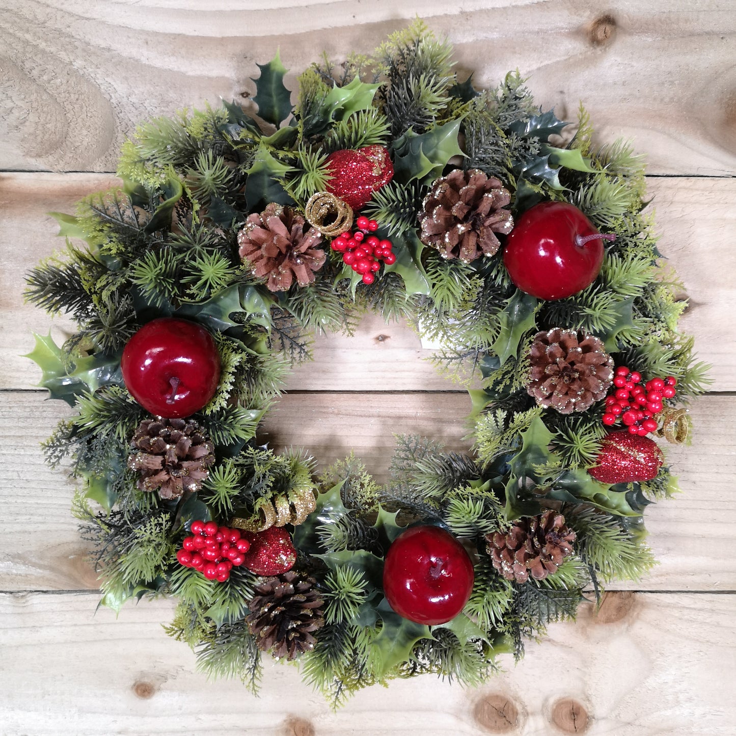 Premier 45cm Indoor / Outdoor Christmas Wreath Decoration - Red & Green