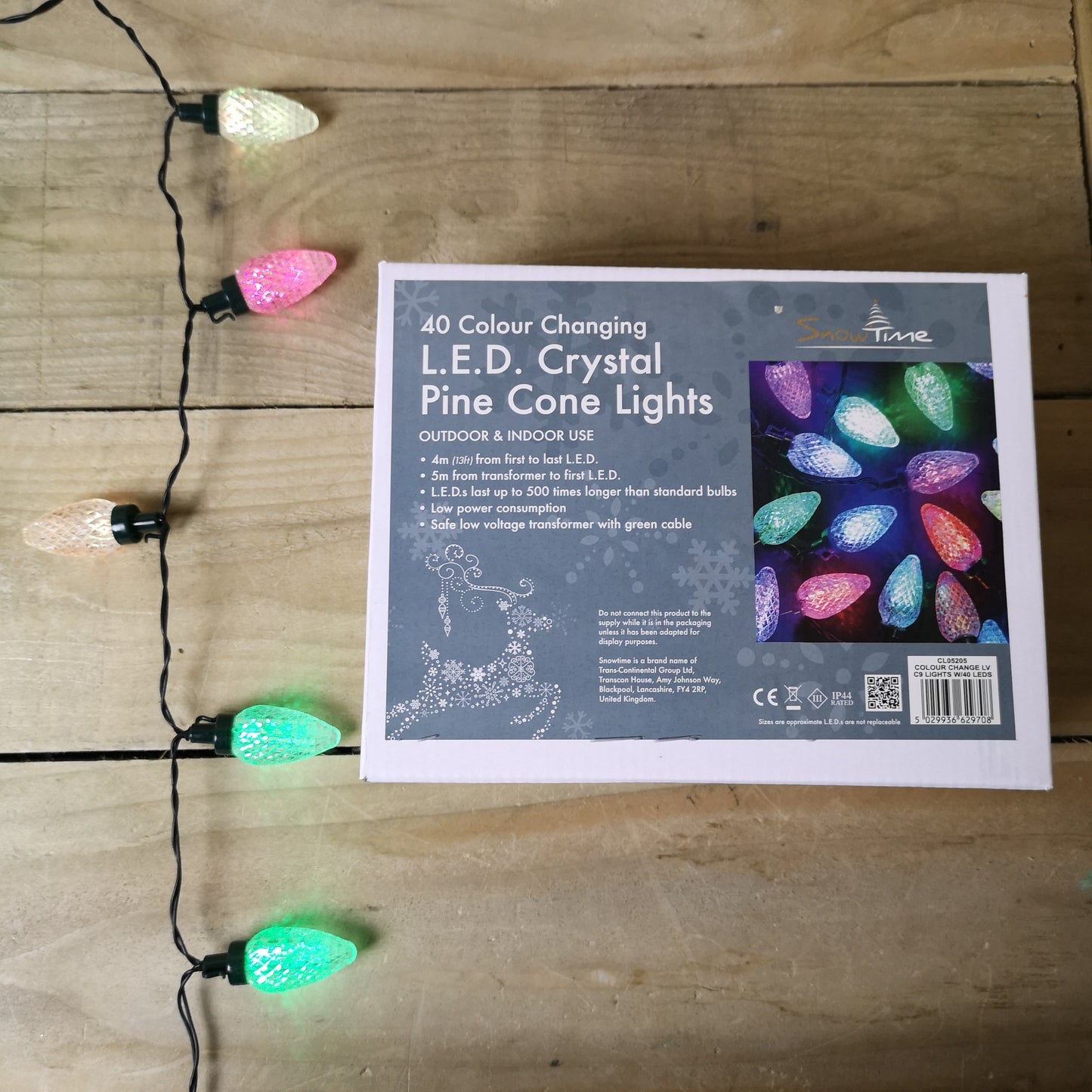 Snowtime Indoor Outdoor Colour Changing 40 LED crystal Pine Cone Lights