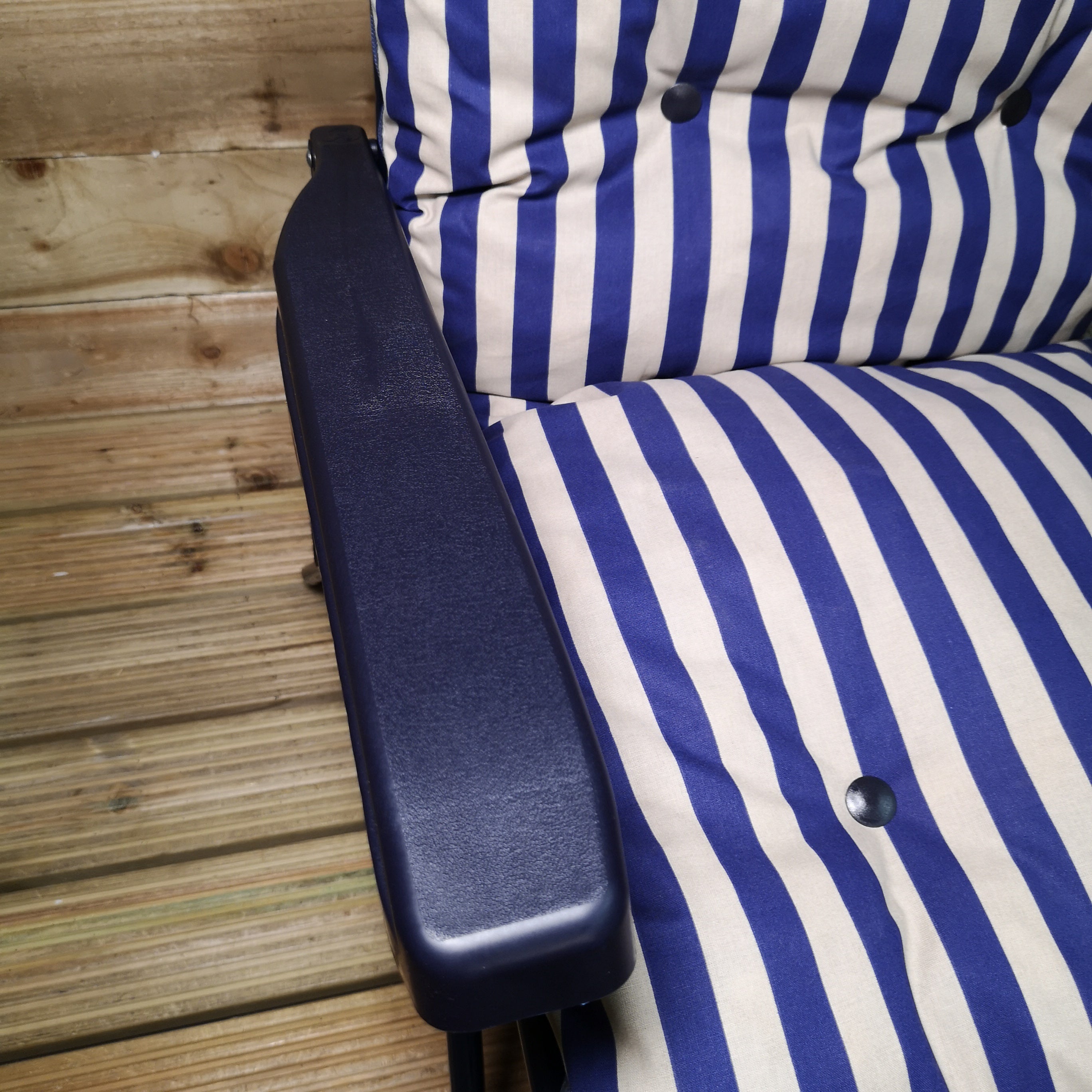 Pack of Two Padded Outdoor Garden Patio Recliners / Sun Loungers with Blue Stripes