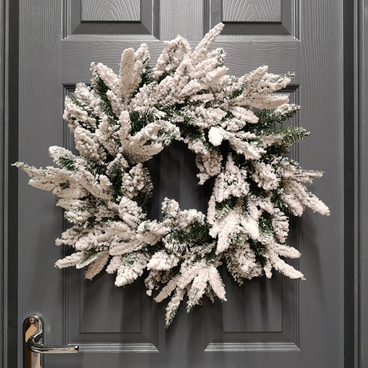 Premier 50cm Lapland Flocked Wreath with PE and PVC Tips 2736