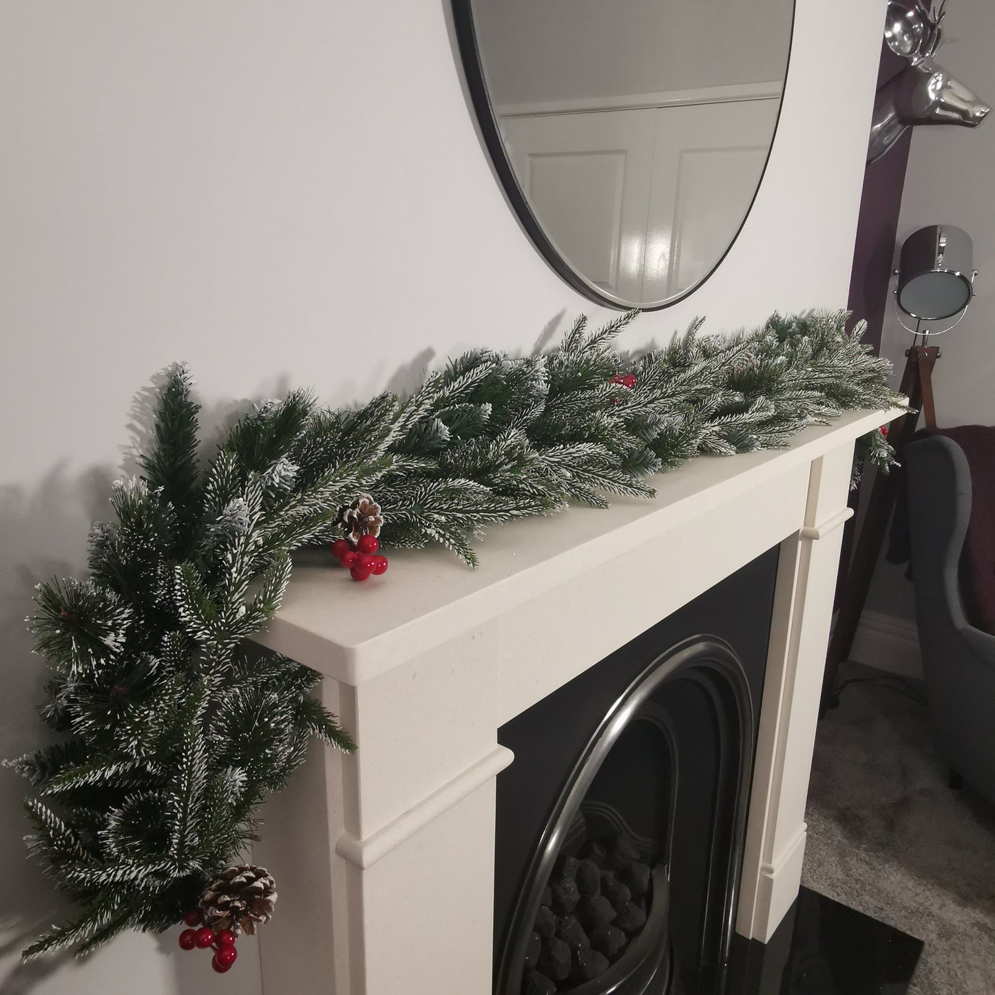 Premier 180cm (6ft) Festive New Jersey Christmas Garland PVC Tips With Berries And Cone