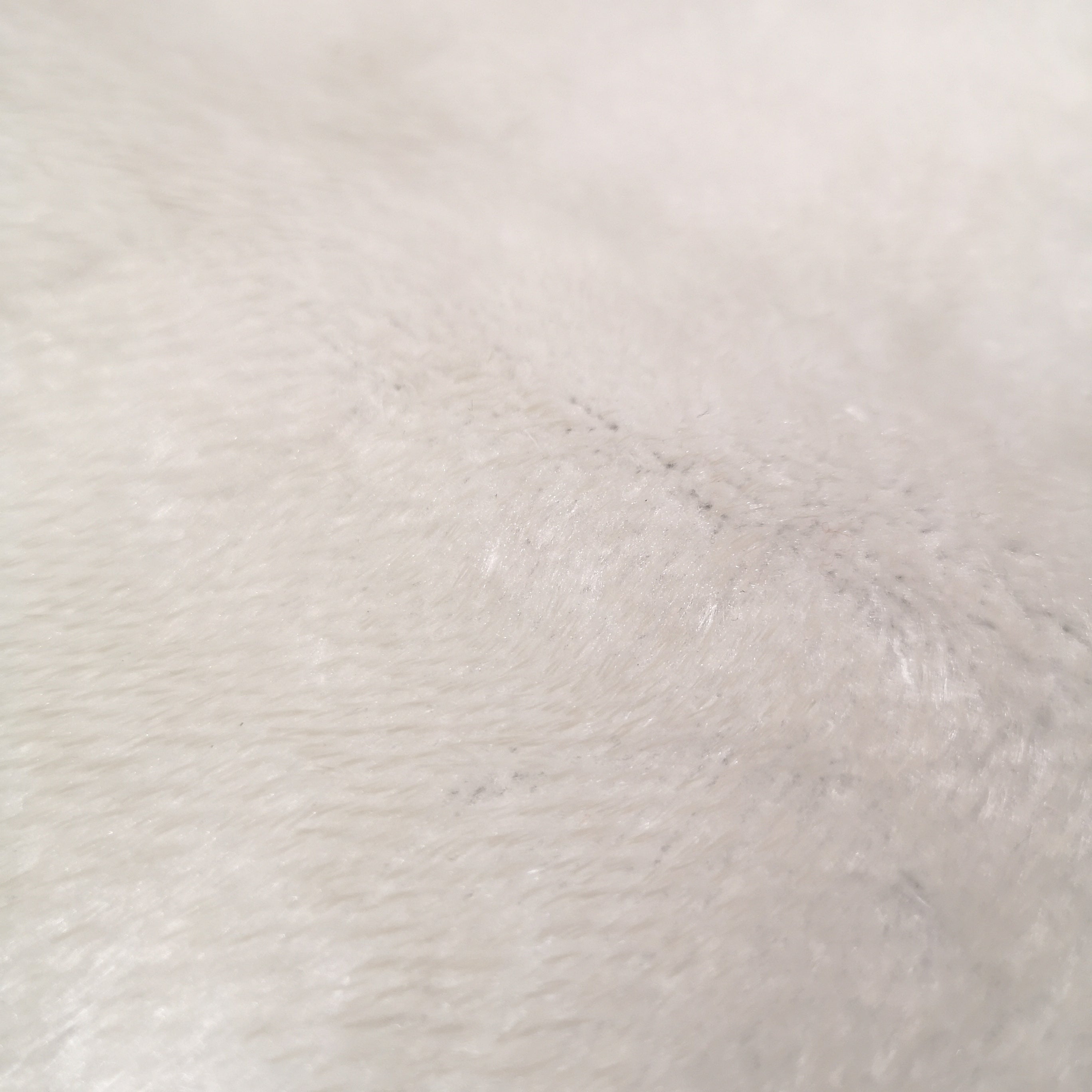 90cm Plain White Fur Fabric Christmas Tree Skirt