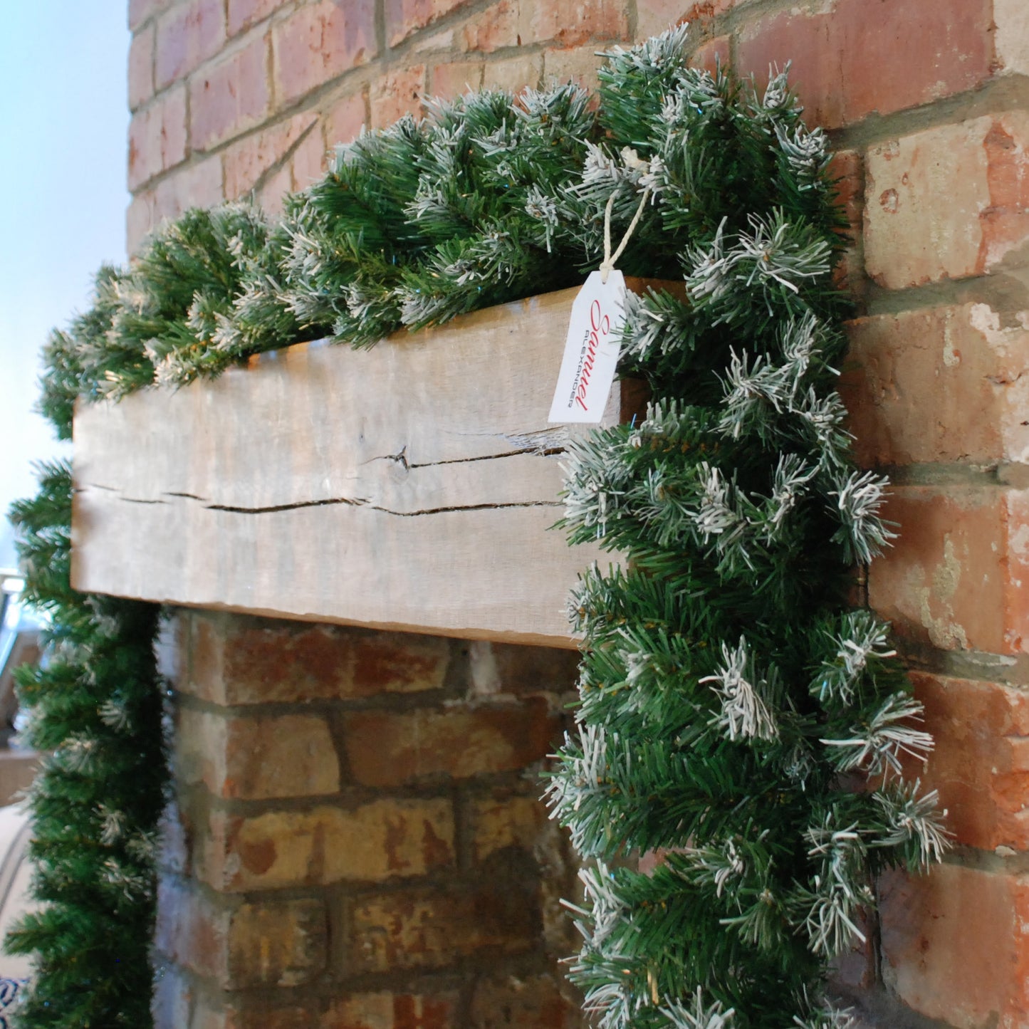 270cm (9ft) x 25cm Snow Tipped Green Christmas Garland Decoration