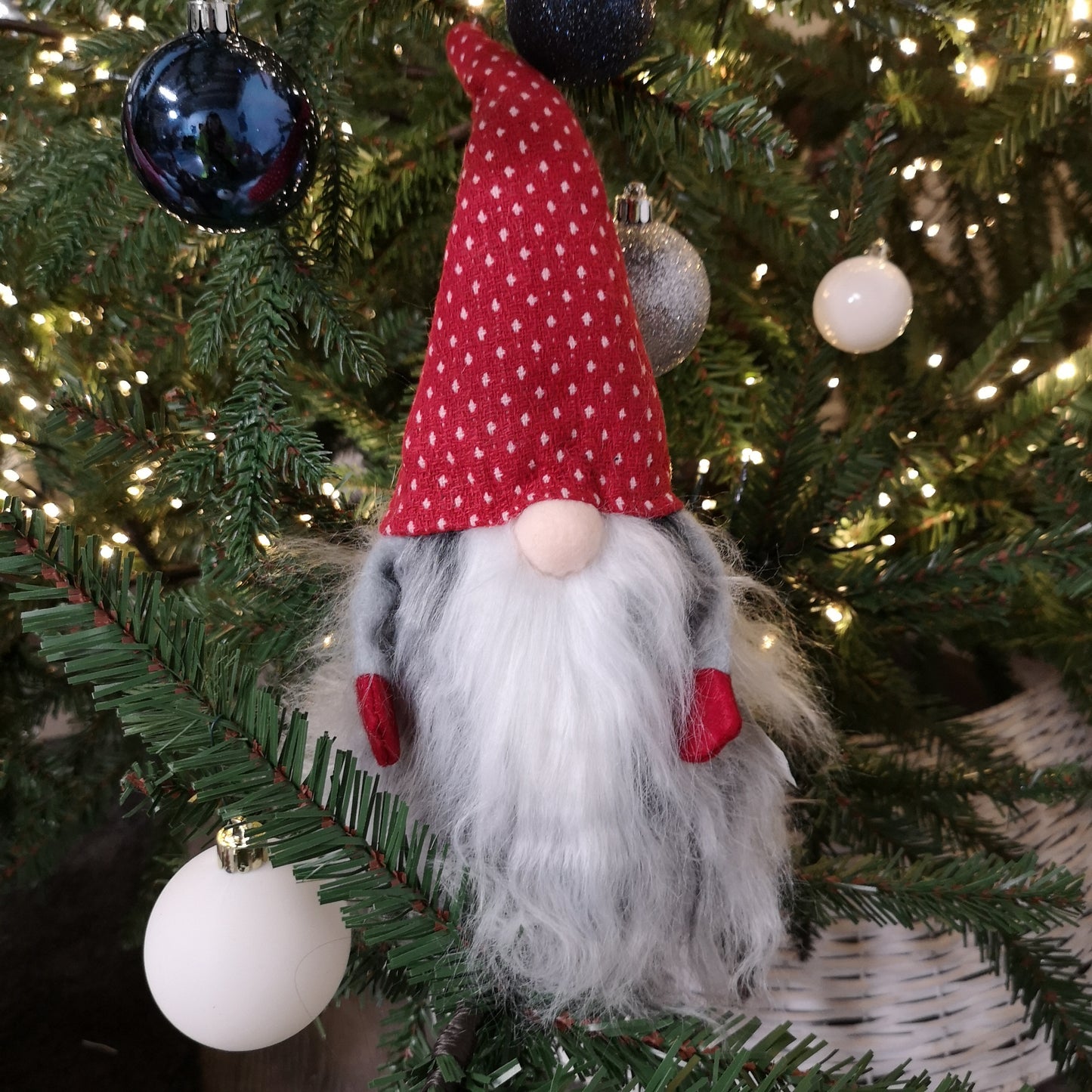 34cm Festive Gonk Cuddly Santa Indoor Christmas Decoration - Choice of Hat Design