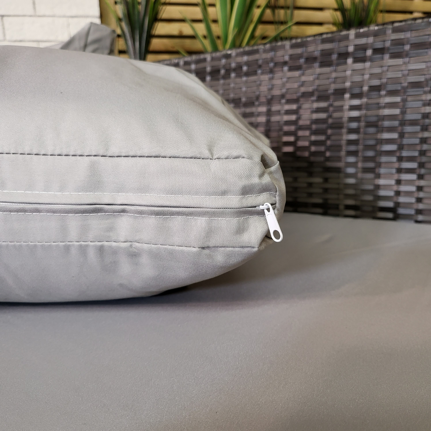 3PC 4 Seater Brown Rattan Chair Garden Sofa Set Daybed With Grey Cushions and Glass Top Coffee Table