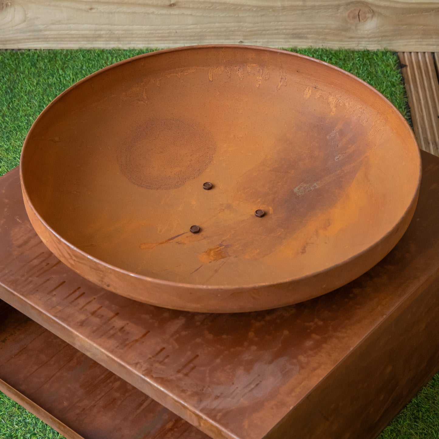 37cm Tierra Outdoor Steel Firebowl and Log Store
