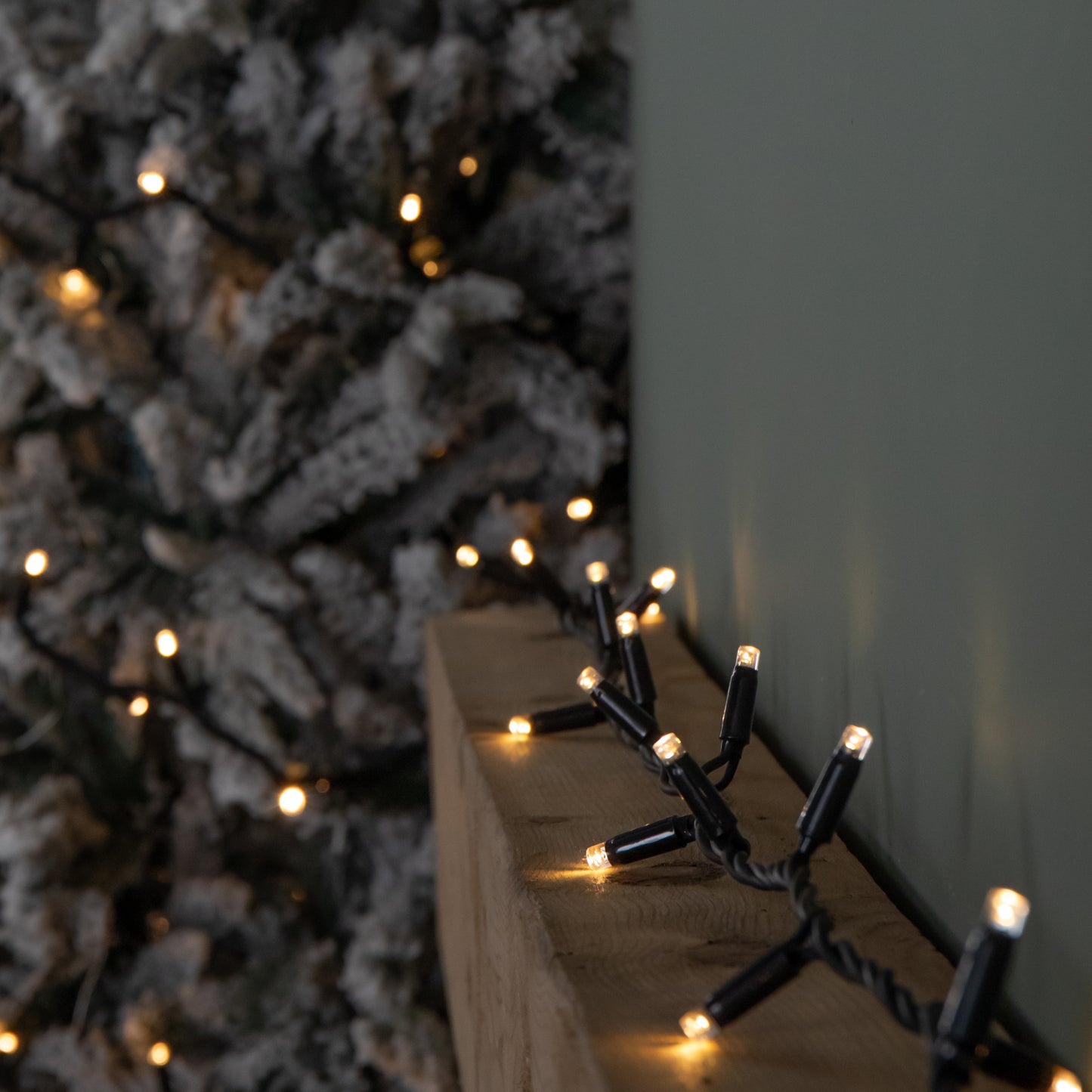 24m Set of 300 Connectable String Lights with Warm White LEDs