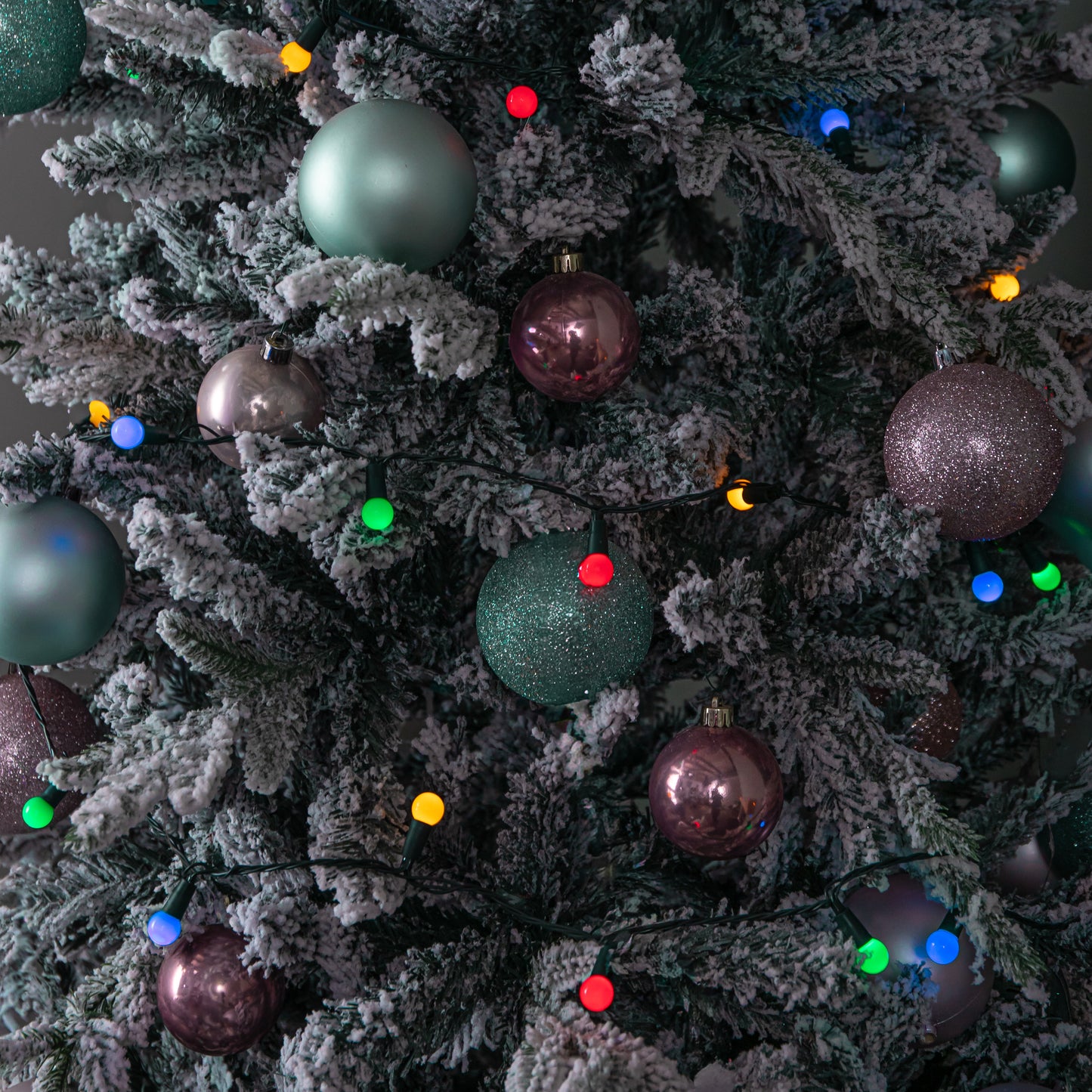 10m 100 LED Multi-Action Pearl Christmas String Lights in Multi-Coloured