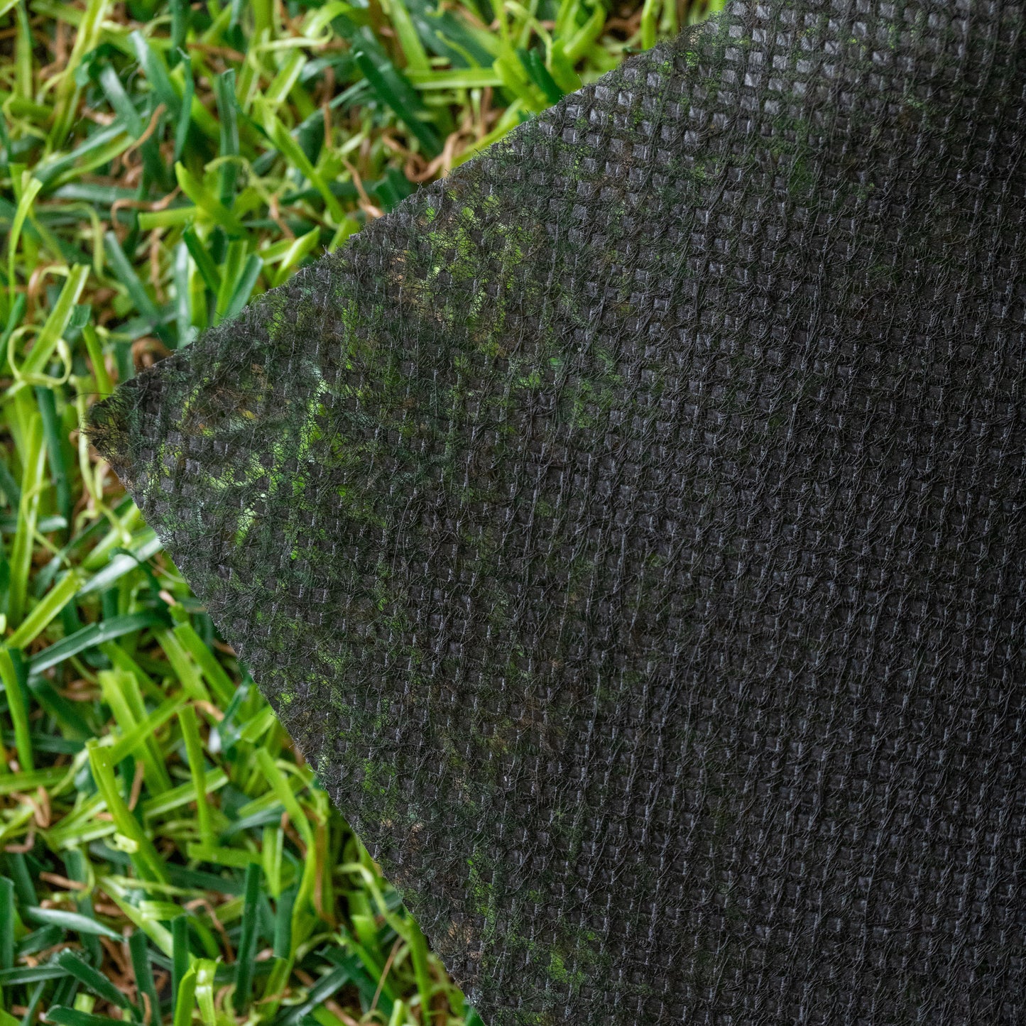 8m x 1.5m Roll of Garden Weed Guard Control Fabric