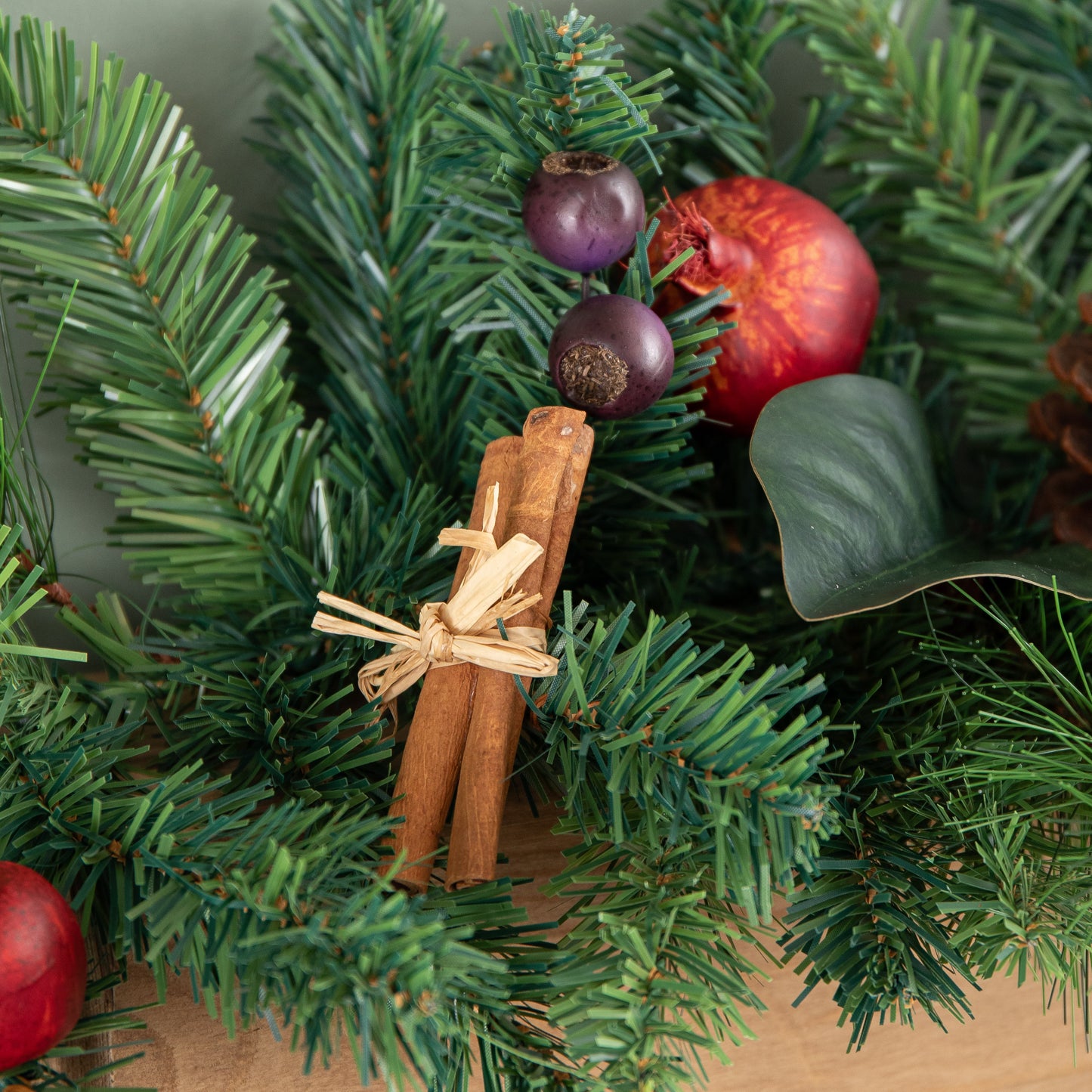 2.7m Festive Spice Christmas Garland with Pinecones and Faux Dried Fruit