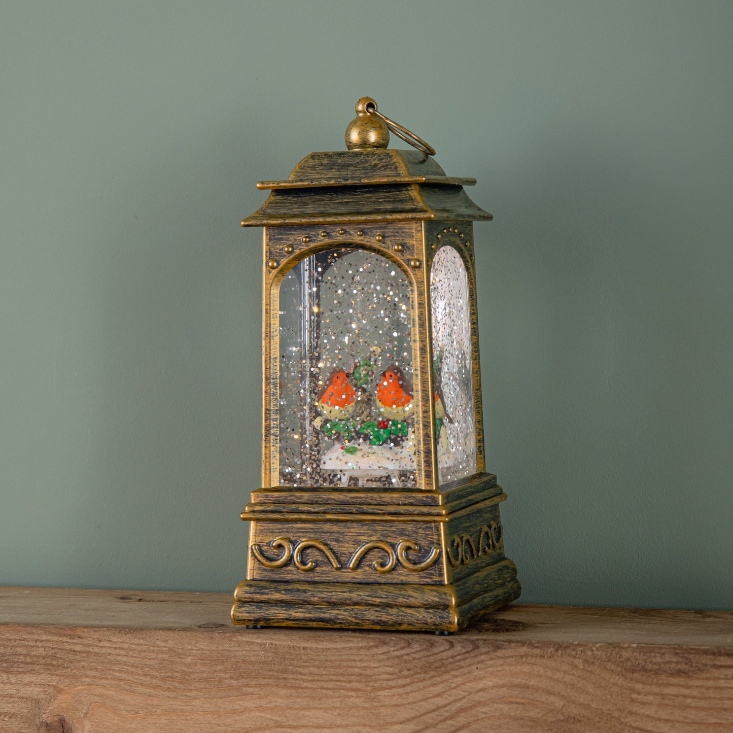 21cm Battery Operated Christmas Robin Scene Glitter Water Spinner Lantern Decoration