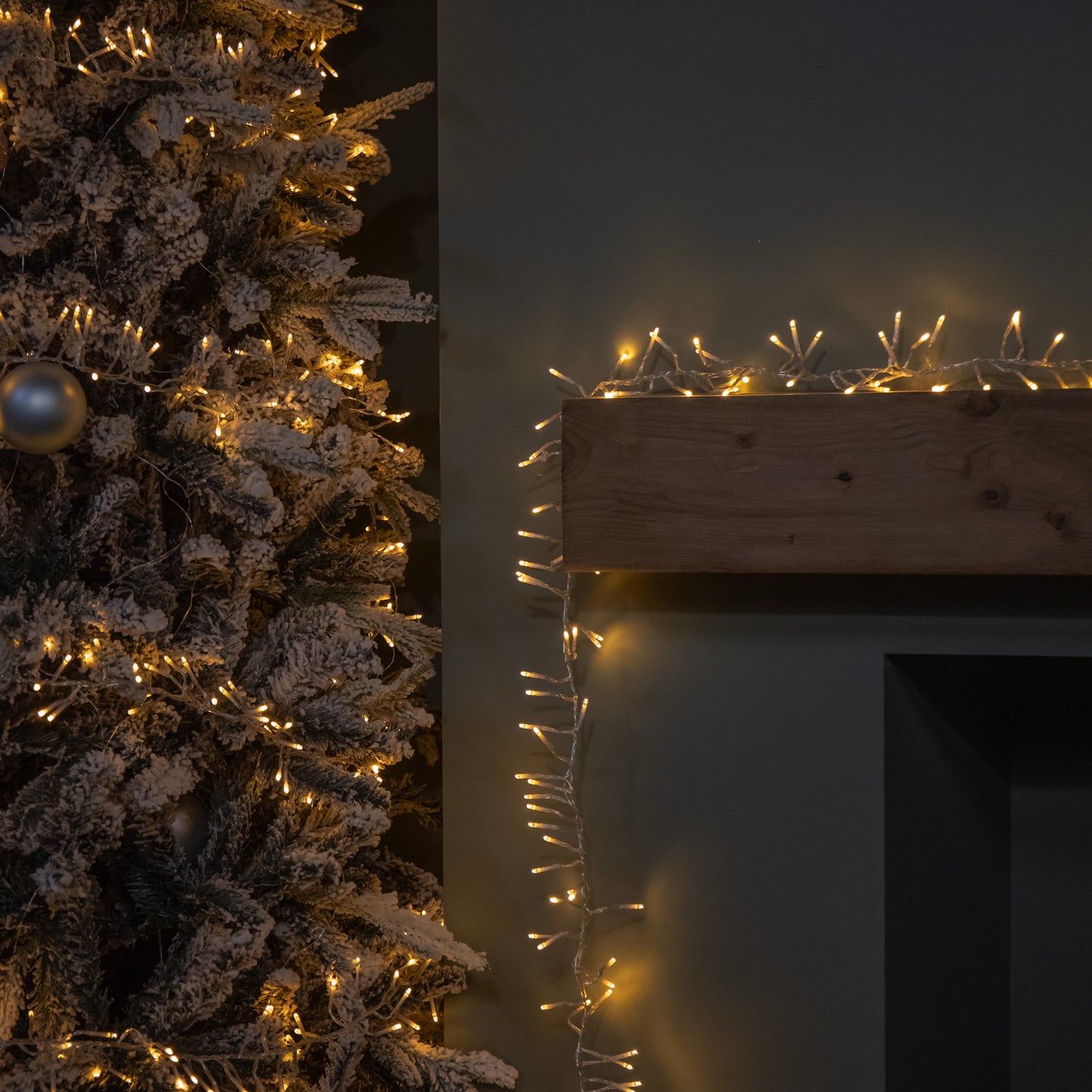 9.3m 720 LED Christmas Cluster String Lights with Timer in Vintage Gold on Clear Cable