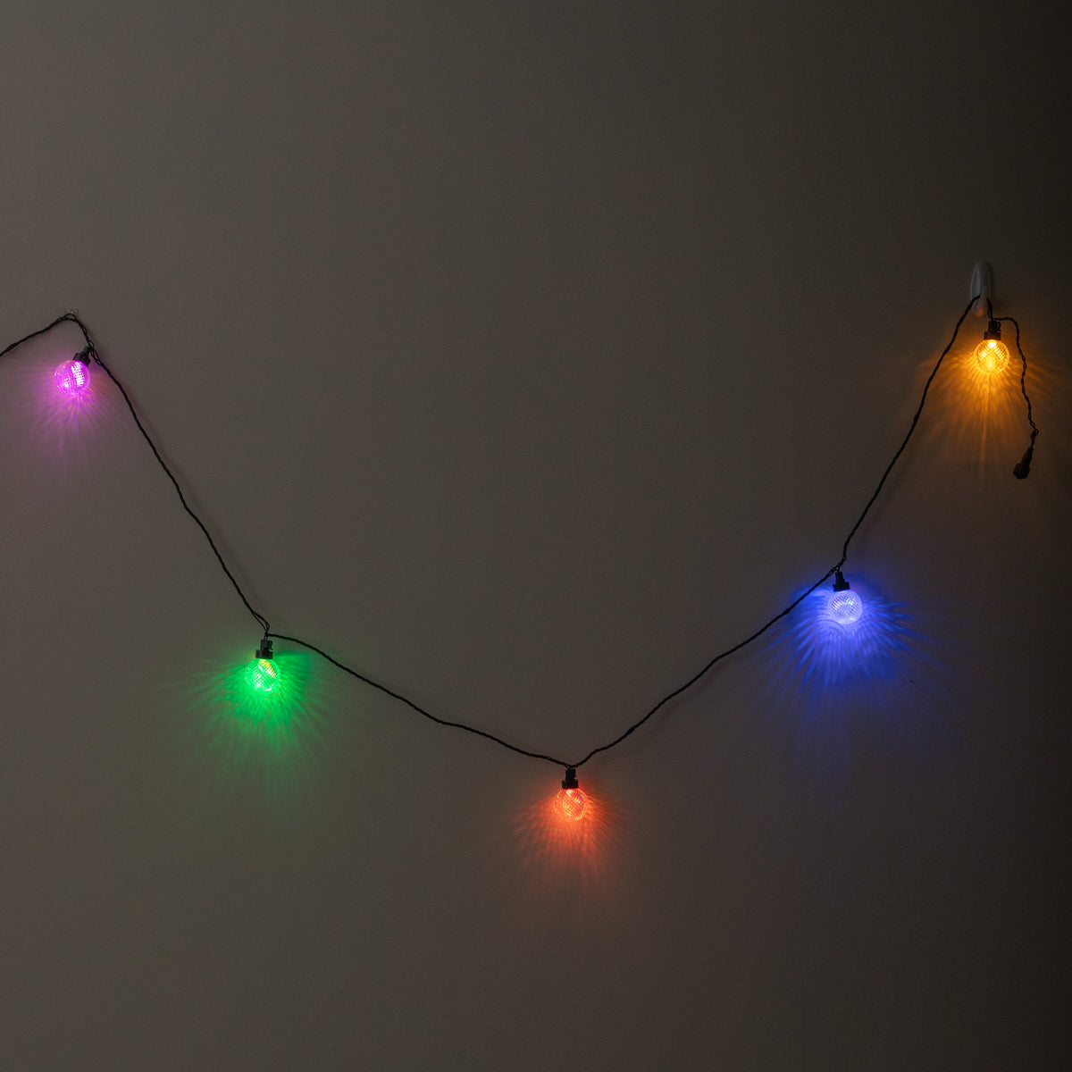 9.5m Connectable Christmas Globe Lights with Warm White & Multi-Coloured LEDs