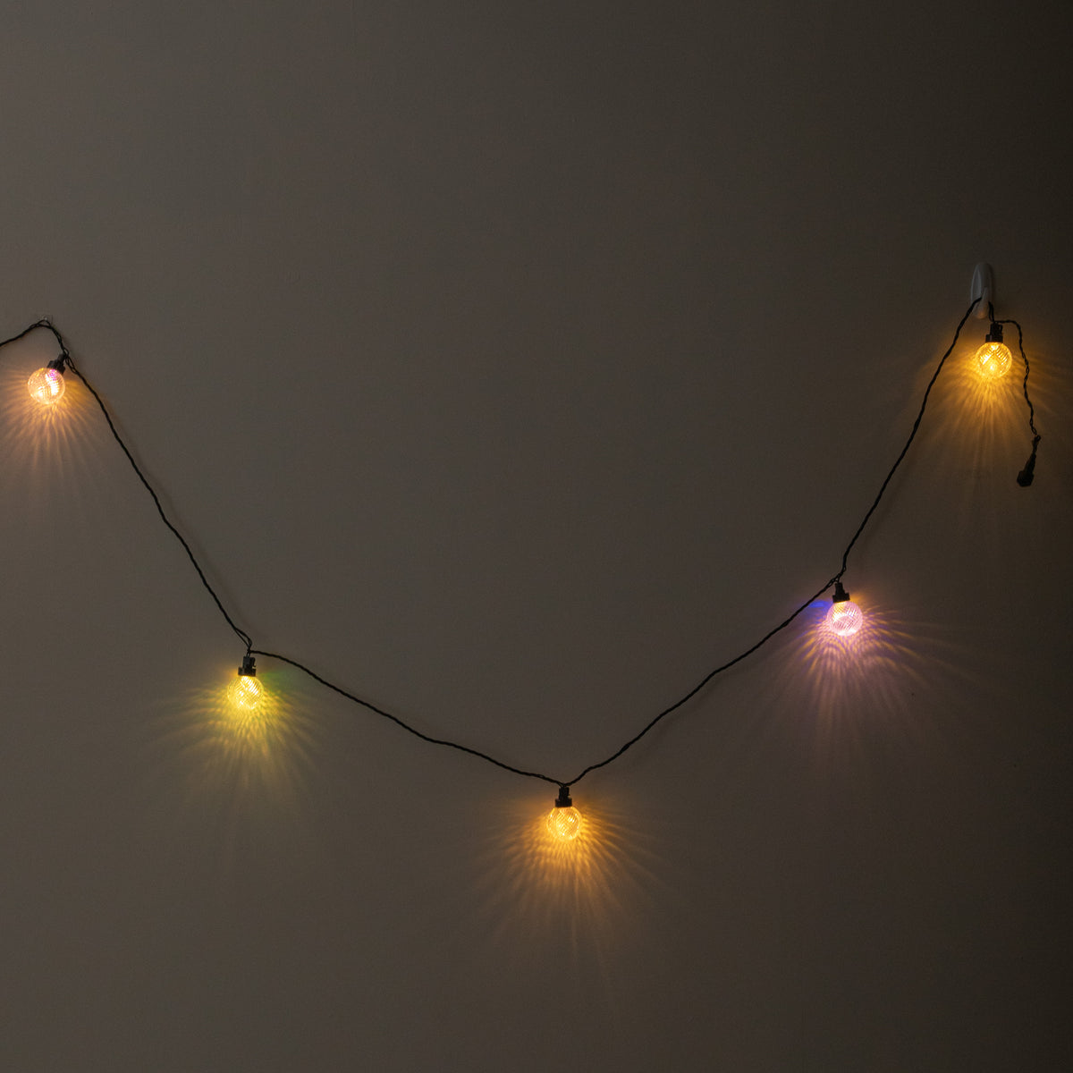 9.5m Connectable Christmas Globe Lights with Warm White & Multi-Coloured LEDs