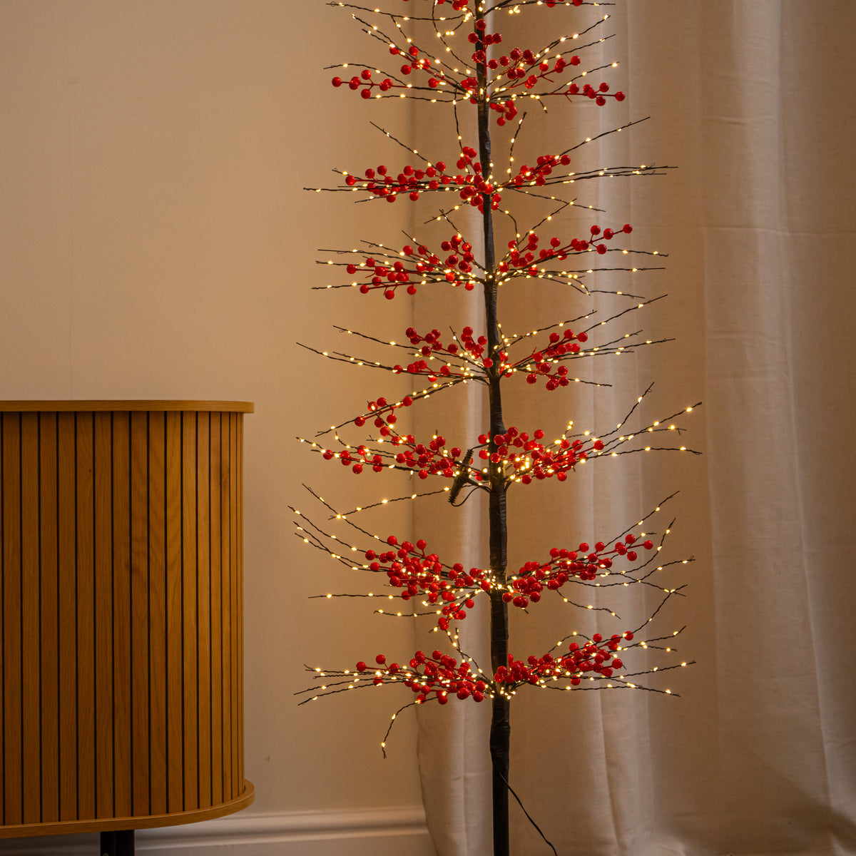 1.8m Light up Red Berry Christmas Tree with 775 Warm White LEDs