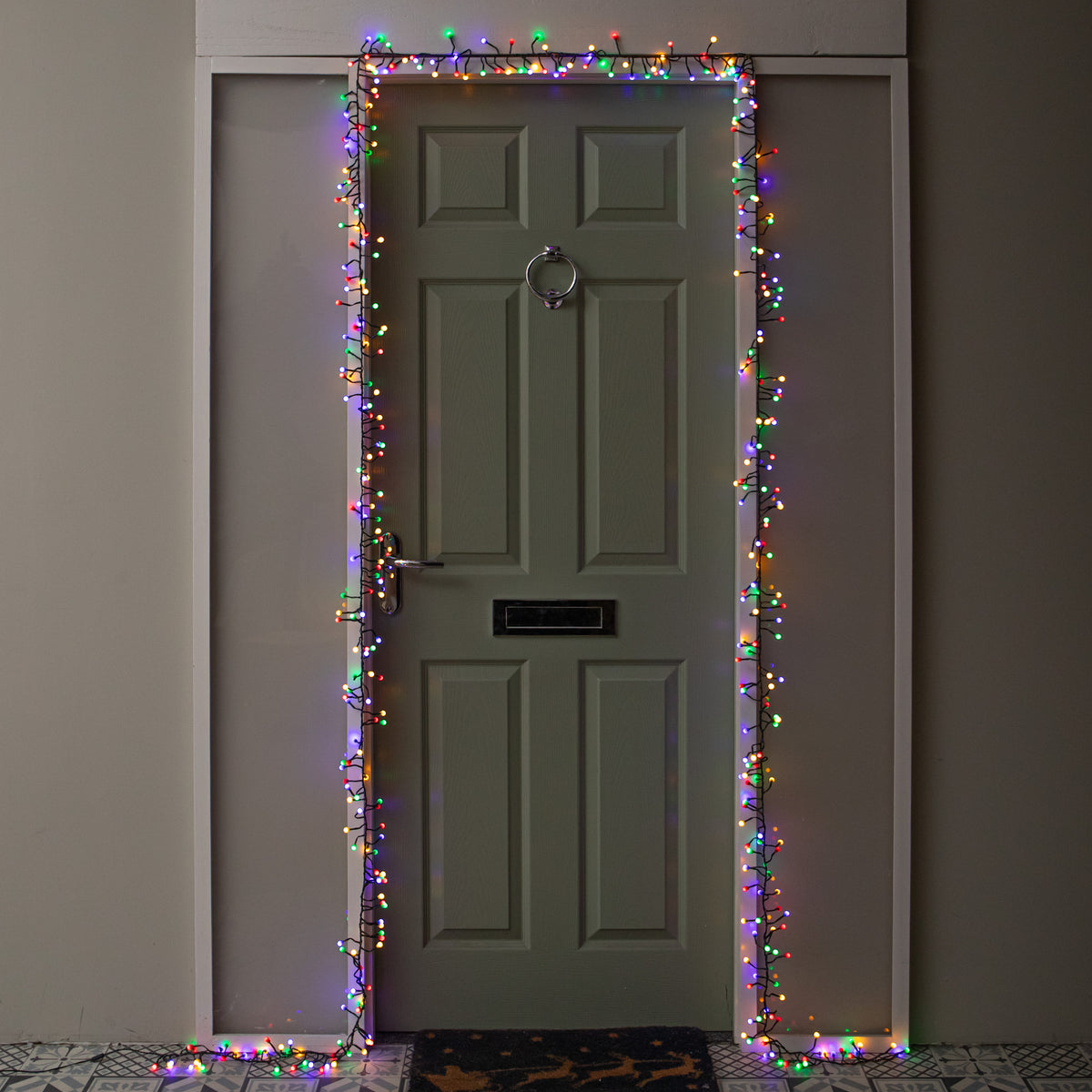 5.4m 420 LED Christmas Berry Cluster Lights Door Garland in Multi-Coloured