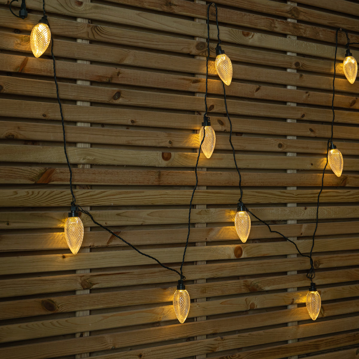 Set of 20 Pine Cone Christmas String Lights with 80 Warm White LEDs