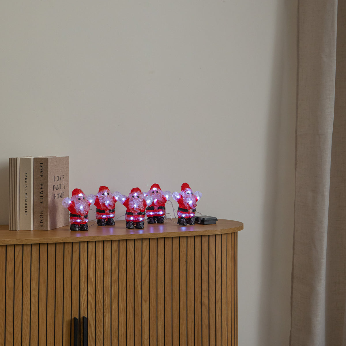 Set of 5 Acrylic Santa Christmas Lights with Cool White LEDs