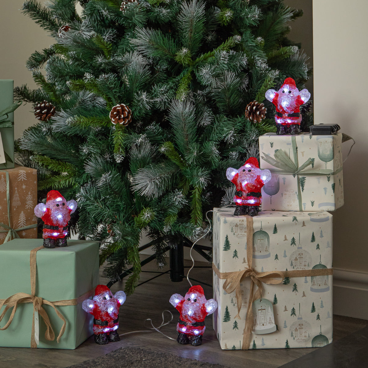 Set of 5 Acrylic Santa Christmas Lights with Cool White LEDs