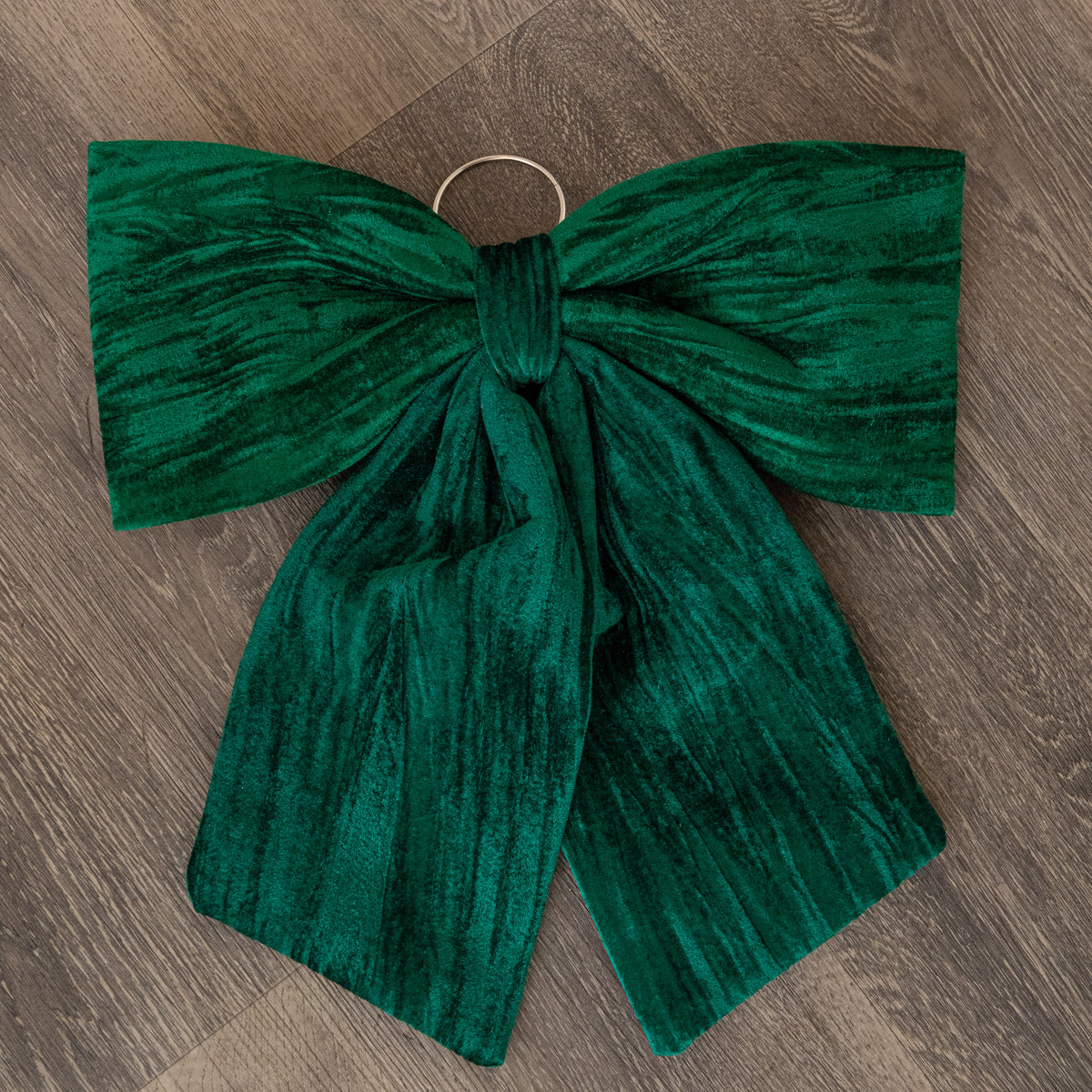 44cm x 45cm Emerald Green Velvet Christmas Bow