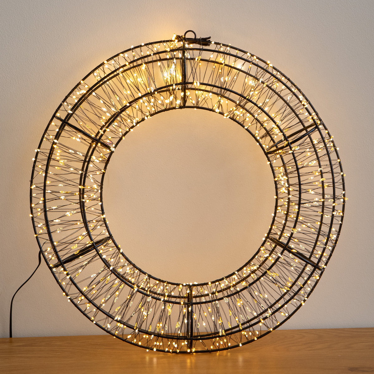 38cm Light up 3D Metal Christmas Wreath with 960 Warm White LEDs