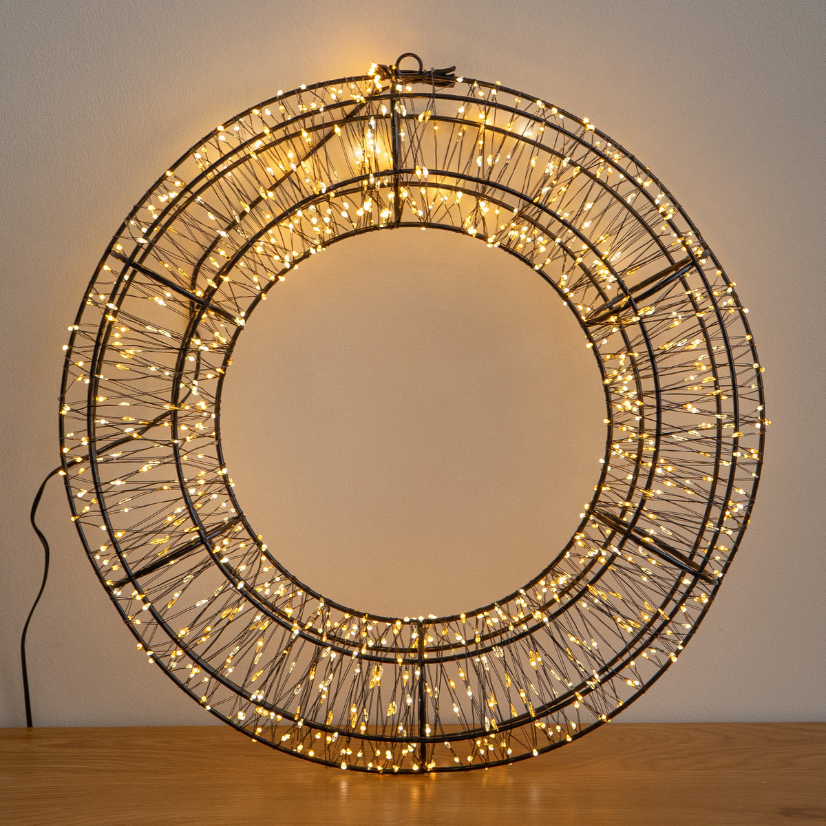 38cm Light up 3D Metal Christmas Wreath with 960 Warm White LEDs