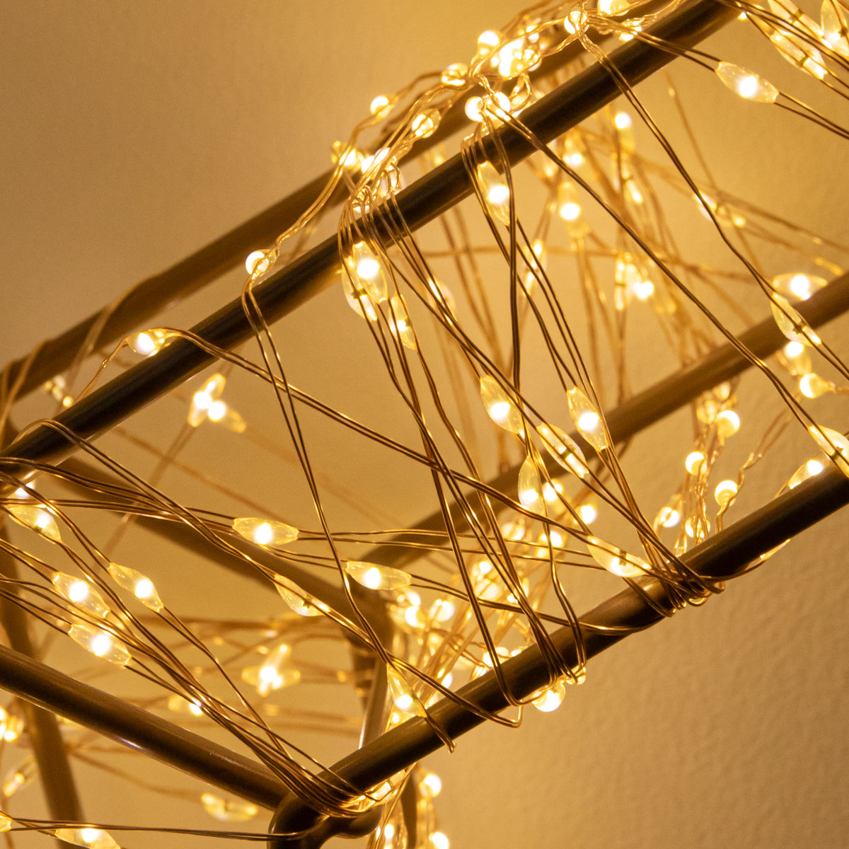 58cm Light up Gold Galaxy Star Christmas Decoration with Warm White LEDs