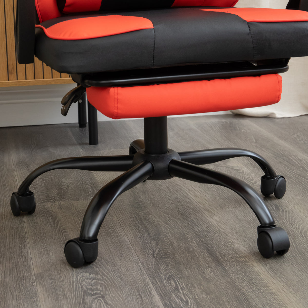 Ergonomic Gaming Chair with Footrest and Removable Pillows in Red