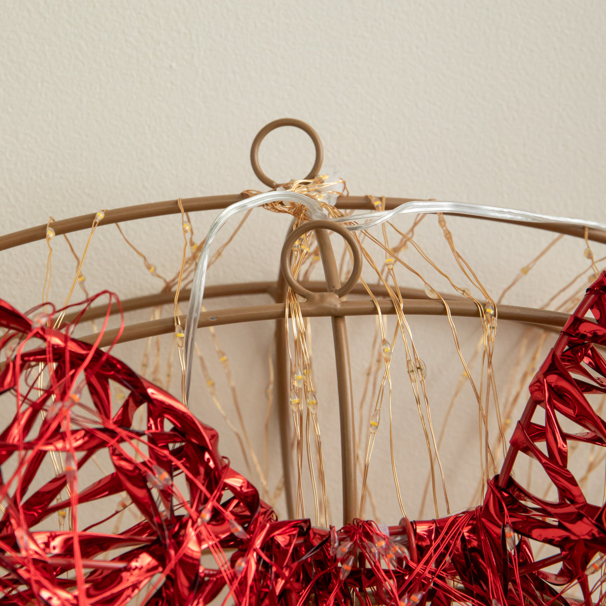 60cm Light Up Christmas Wreath with 2000 Warm White & Red LEDs