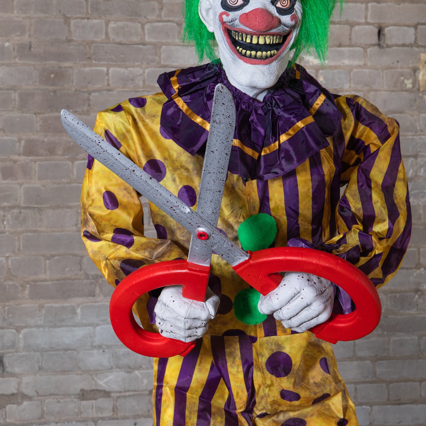 6ft Tall Animated Snippers The Clown Halloween Prop Decoration with LED Eyes
