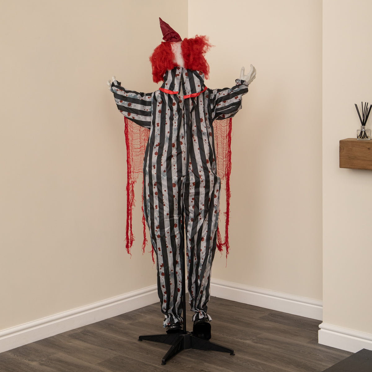 1.8m Animated Evil Clown Sound Activated Halloween Decoration with LEDs