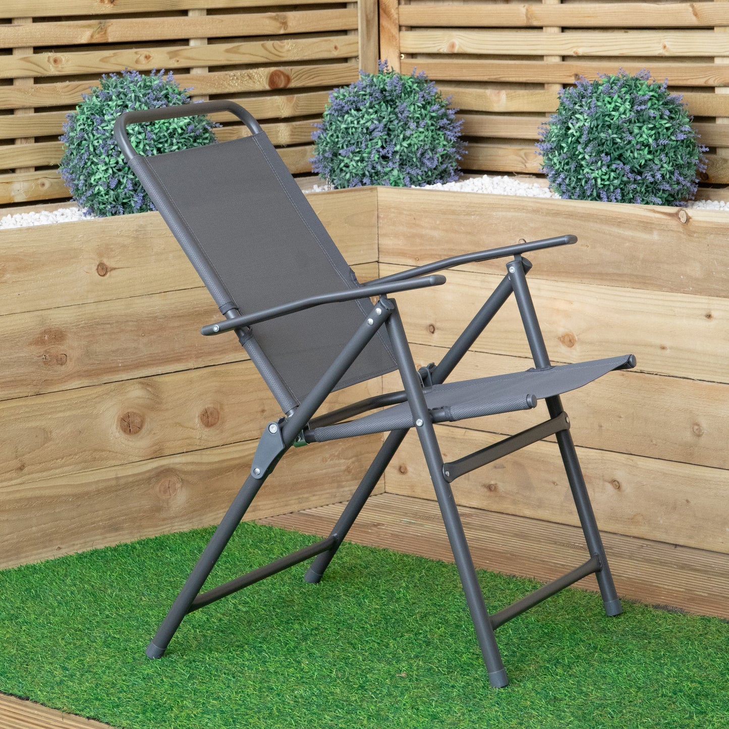 Set of 4 Outdoor Multi-Position Textoline Garden Chairs in Grey