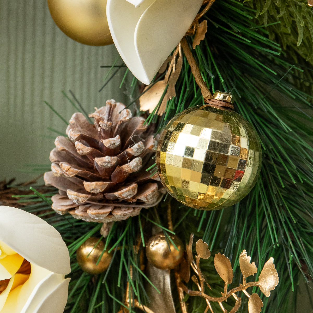 40cm Champagne Magnolia Decorated Christmas Wreath