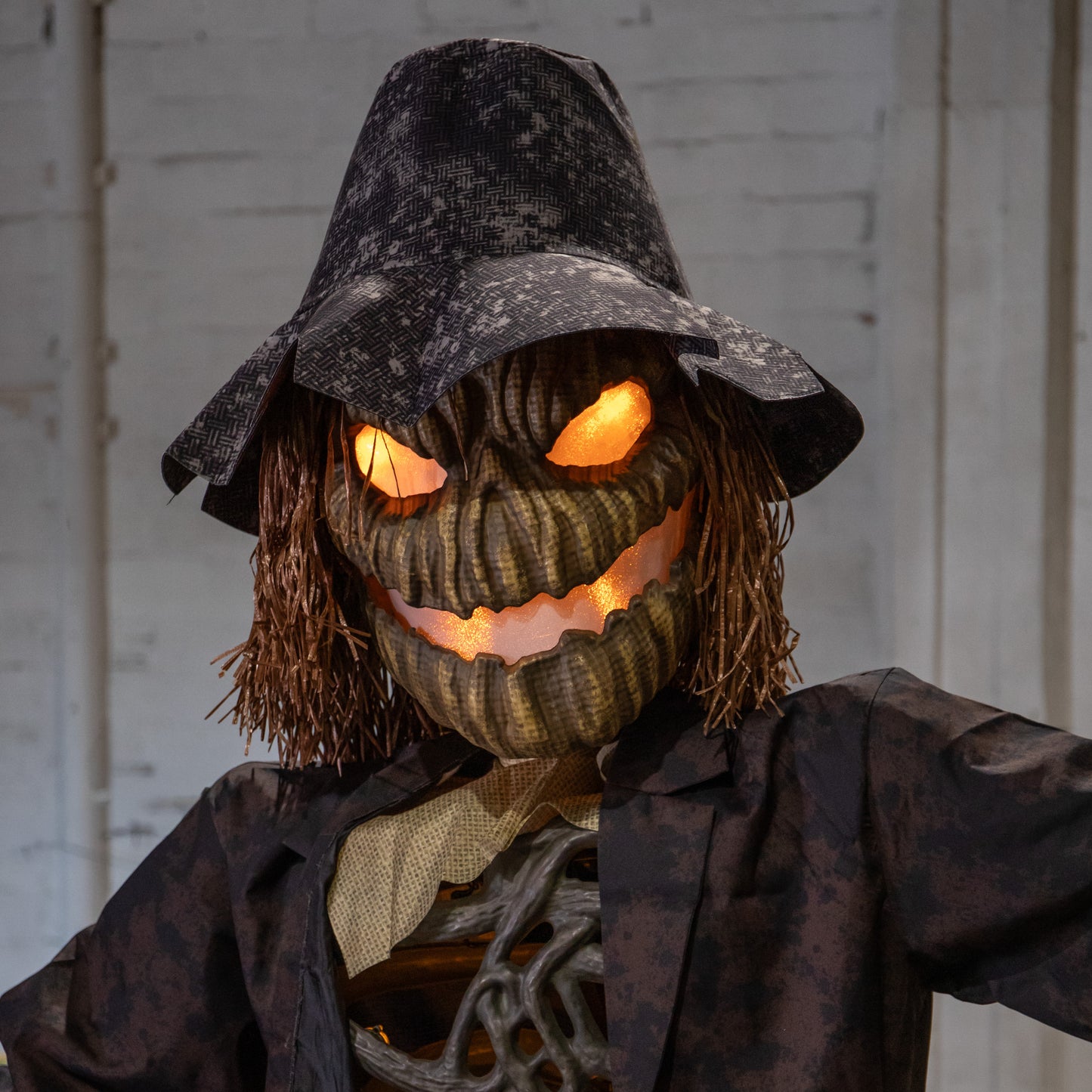 Home Accents 15ft Giant Sized Animated LED Worricrow Scarecrow Halloween Decoration
