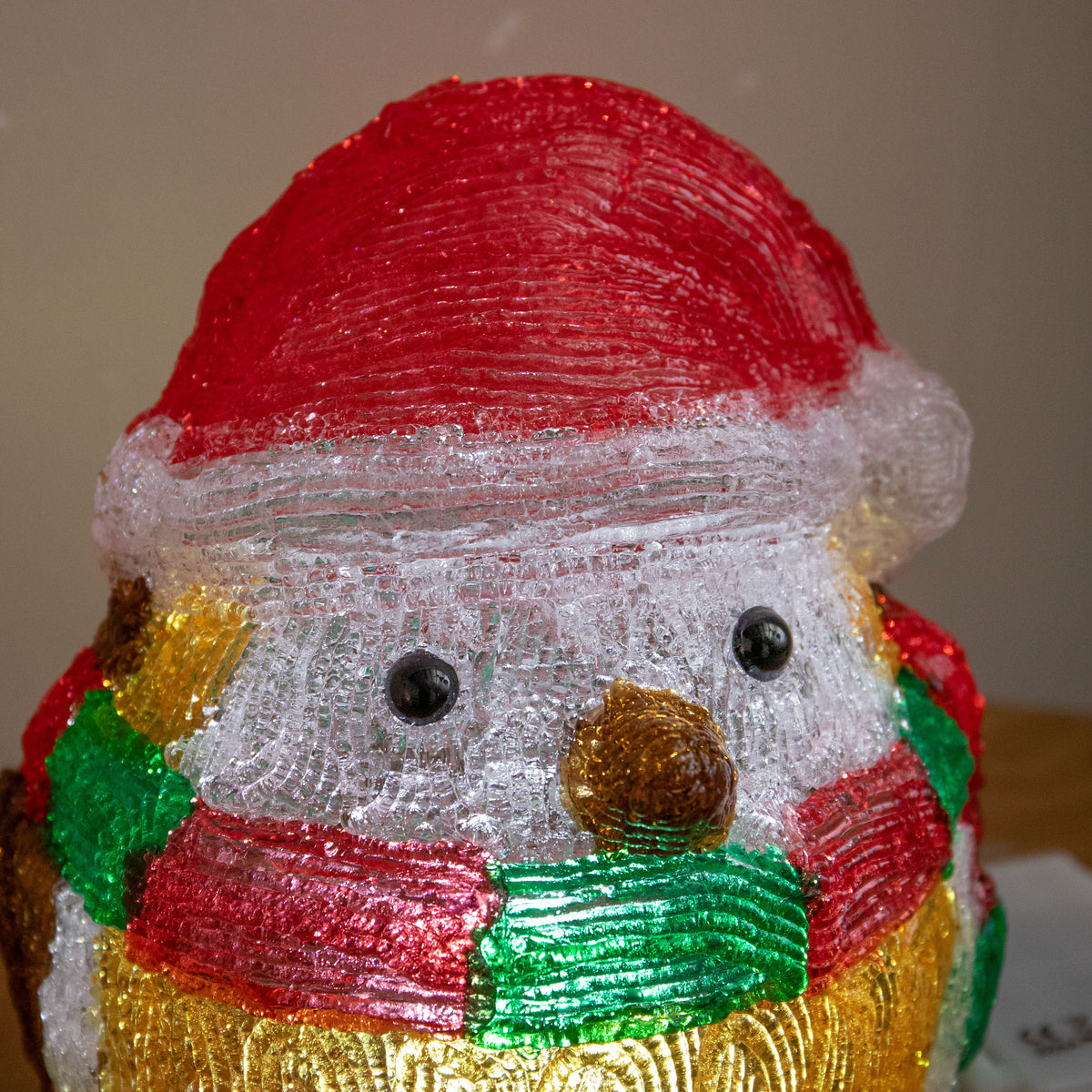 19cm Light Up Acrylic Christmas Santa Robin Decoration with White LEDs