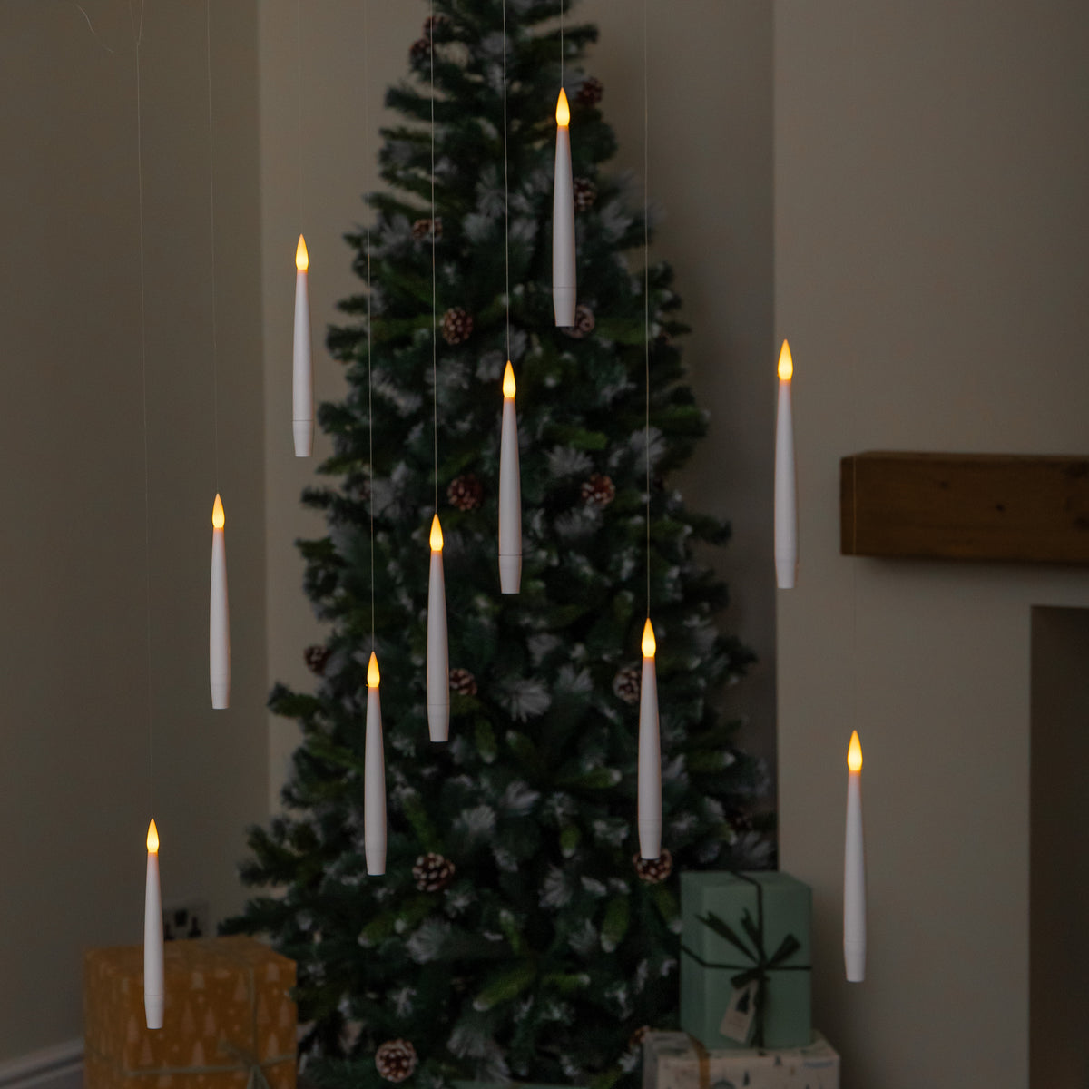 Set of 10 Floating LED Christmas Candles with Magic Wand