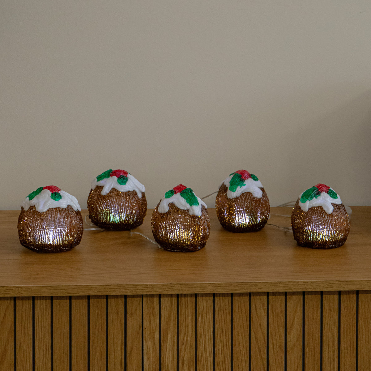 Set of 5 Light Up Acrylic Christmas Puddings with Cool White LEDs