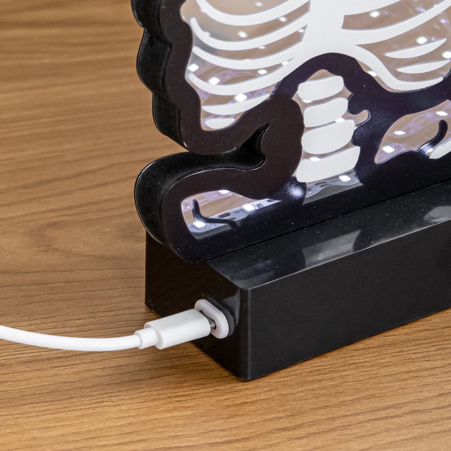 27cm Battery Powered Light up Halloween Skeleton Infinity Mirror with LEDs