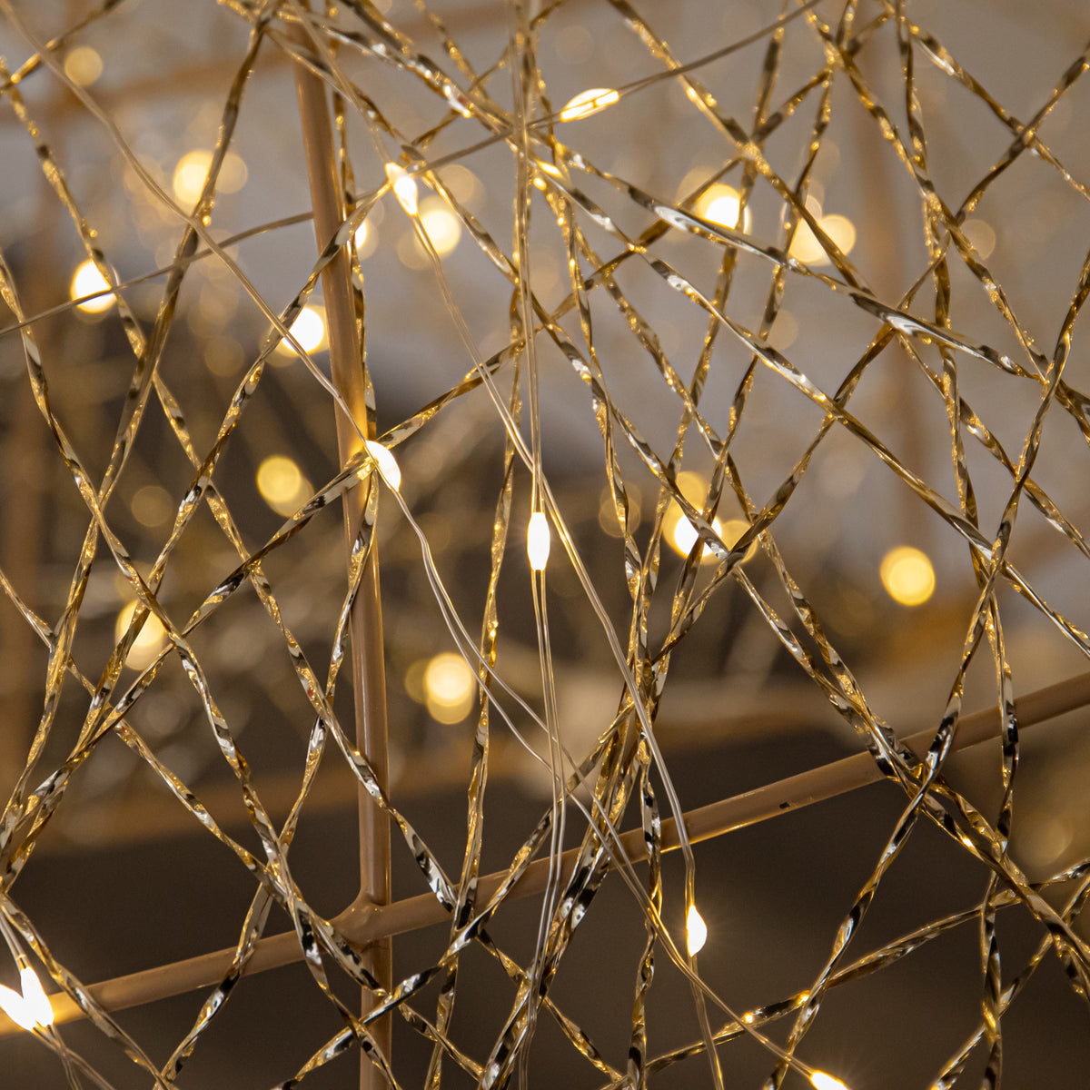 1.75m Light up Gold Twist Christmas Reindeer 880 Warm White LEDs