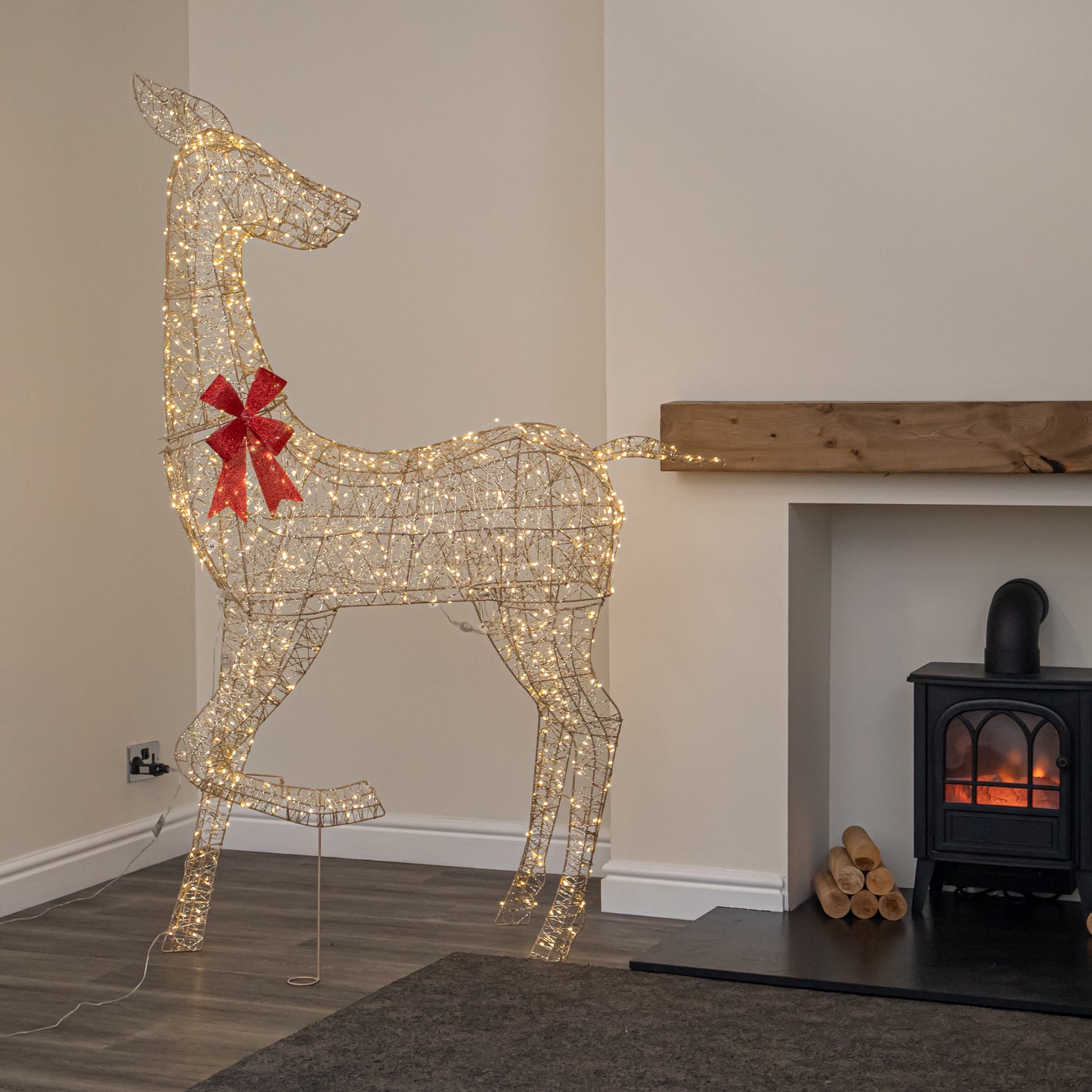 1.75m Light up Gold Twist Christmas Reindeer 880 Warm White LEDs