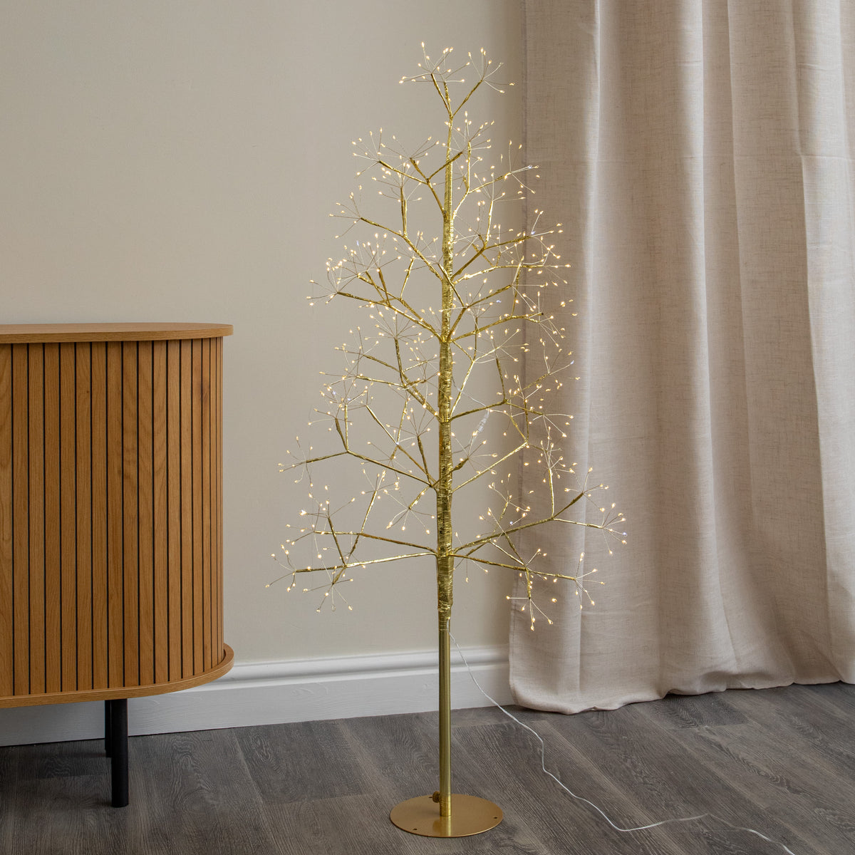 1.2m Golden Twinkling Christmas Twig Tree with 575 Warm White LEDs