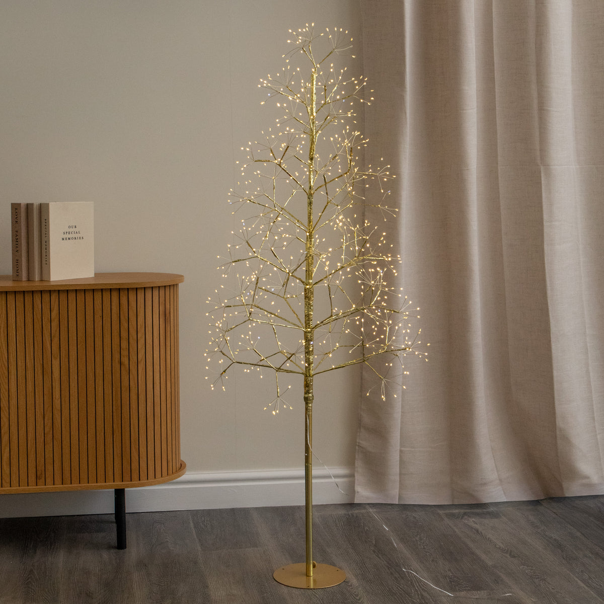 1.5m Golden Twinkling Christmas Twig Tree with 725 Warm White LEDs