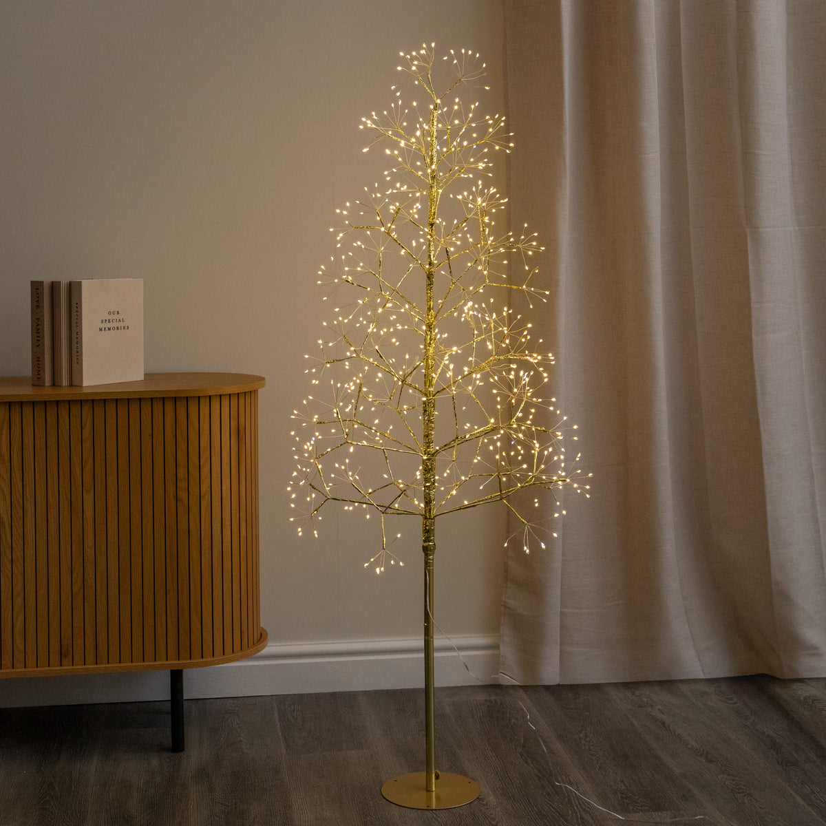1.5m Golden Twinkling Christmas Twig Tree with 725 Warm White LEDs